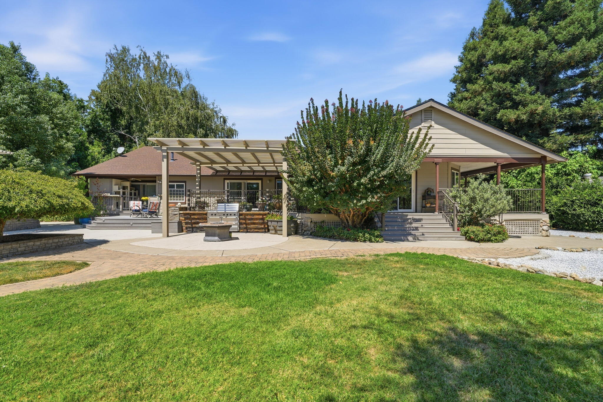 main property photo 67
