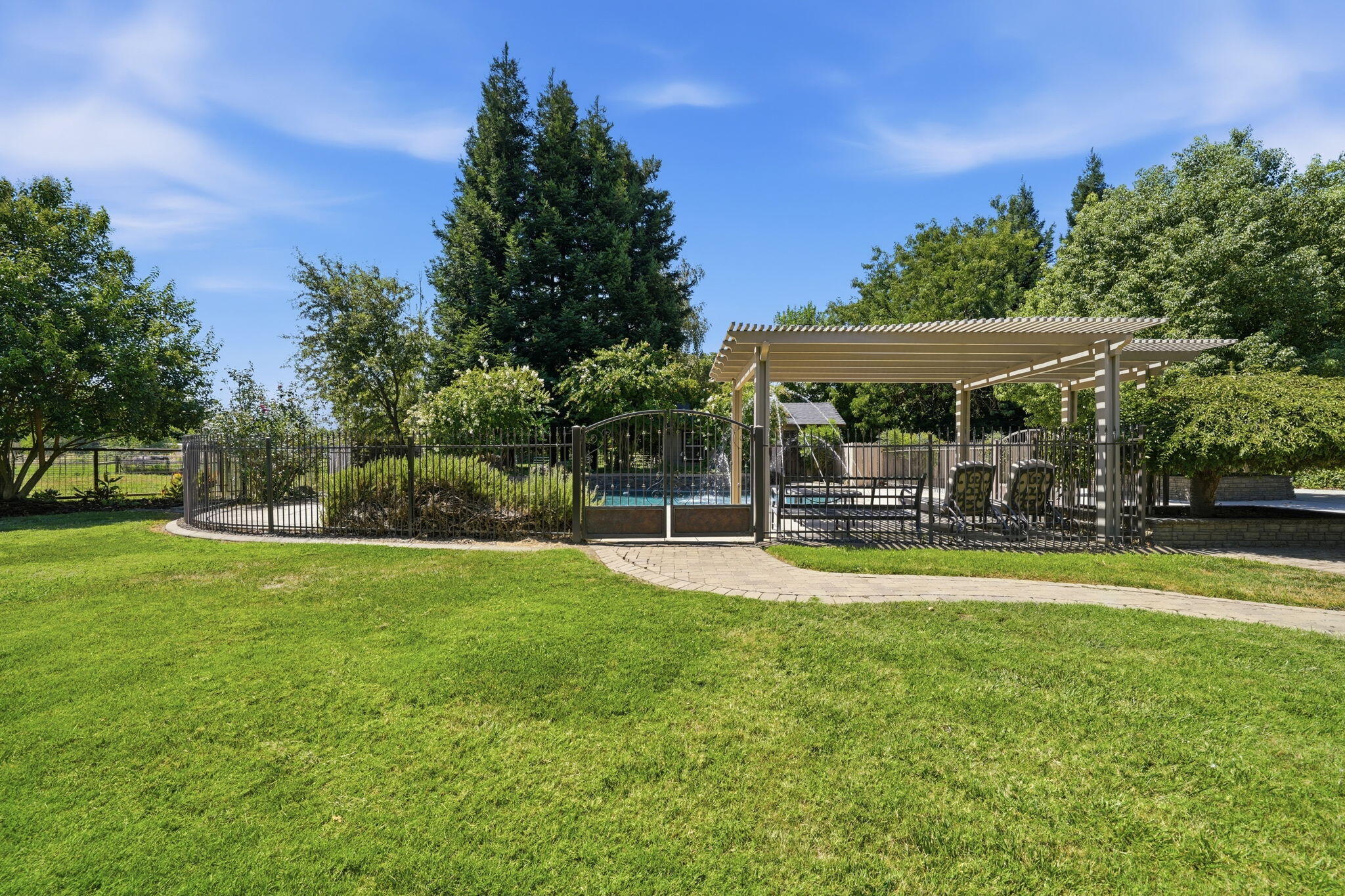 main property photo 68
