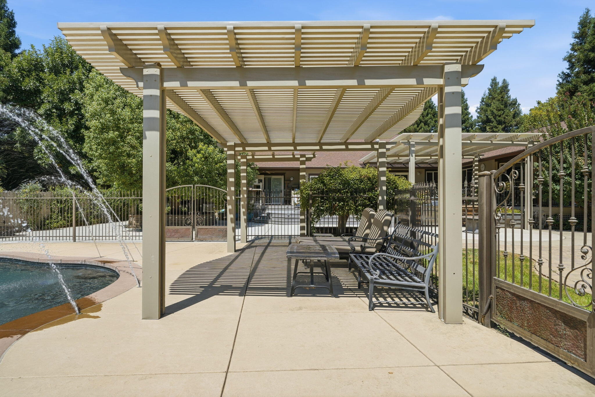 main property photo 70