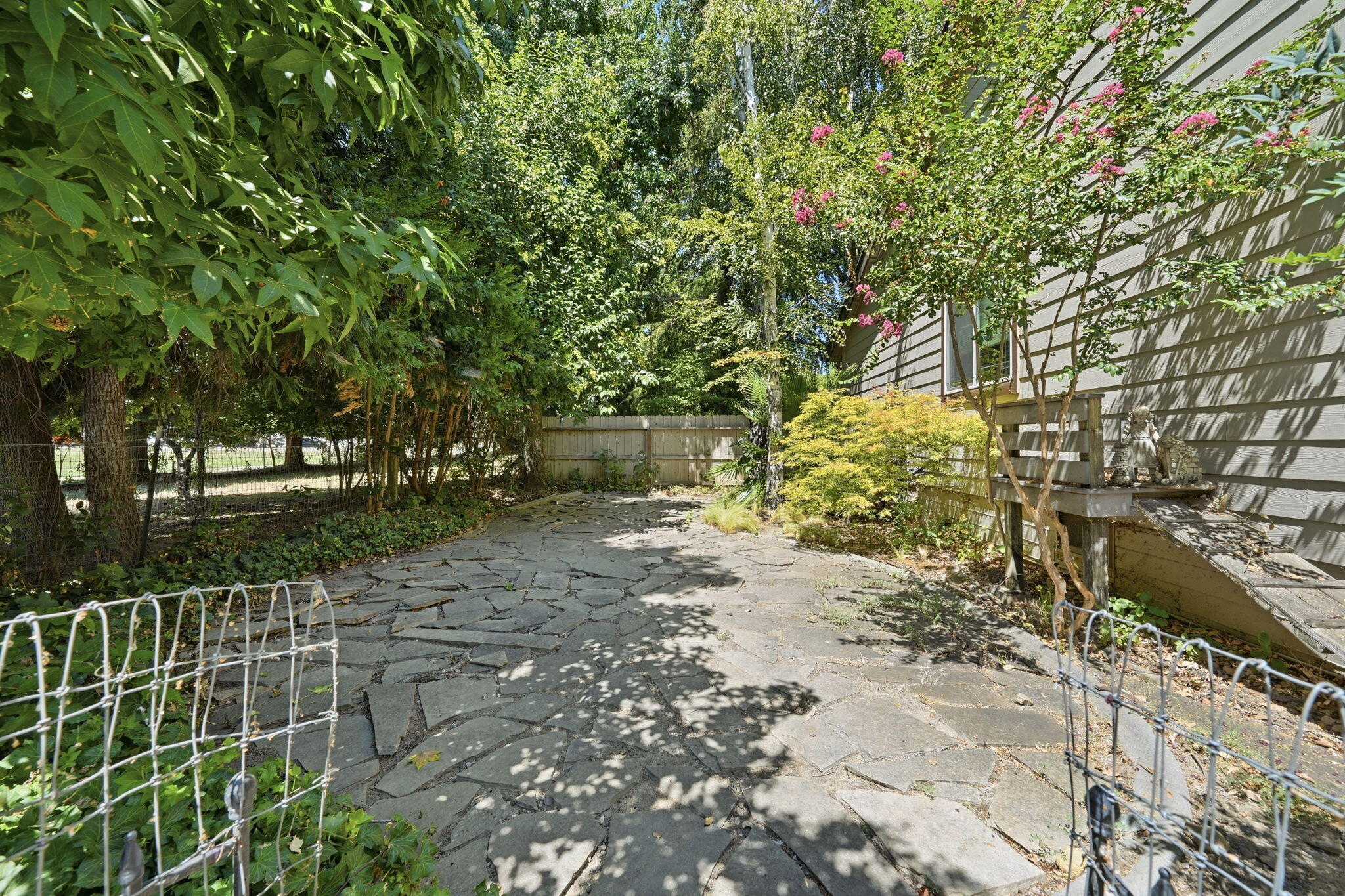 main property photo 77