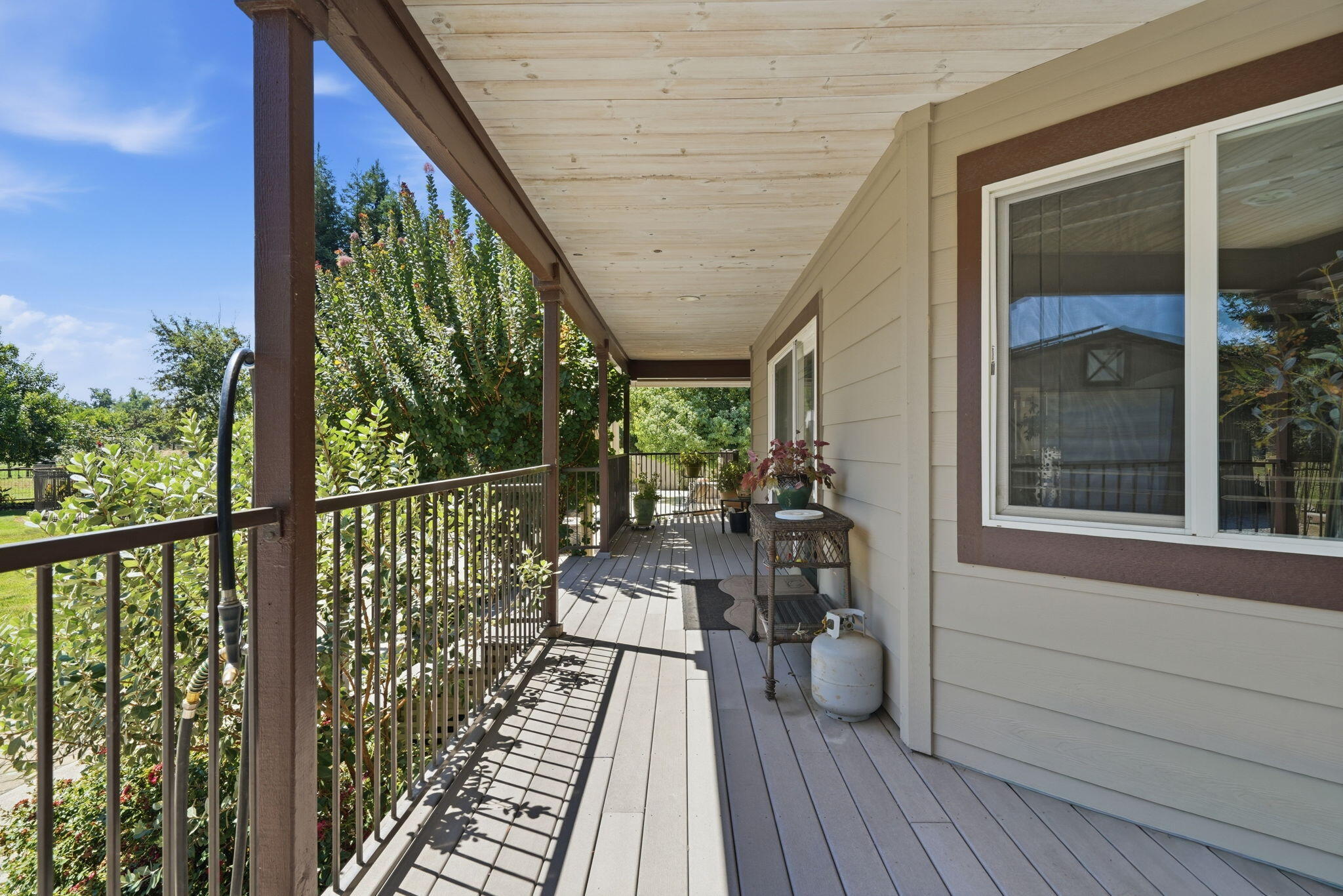 main property photo 82
