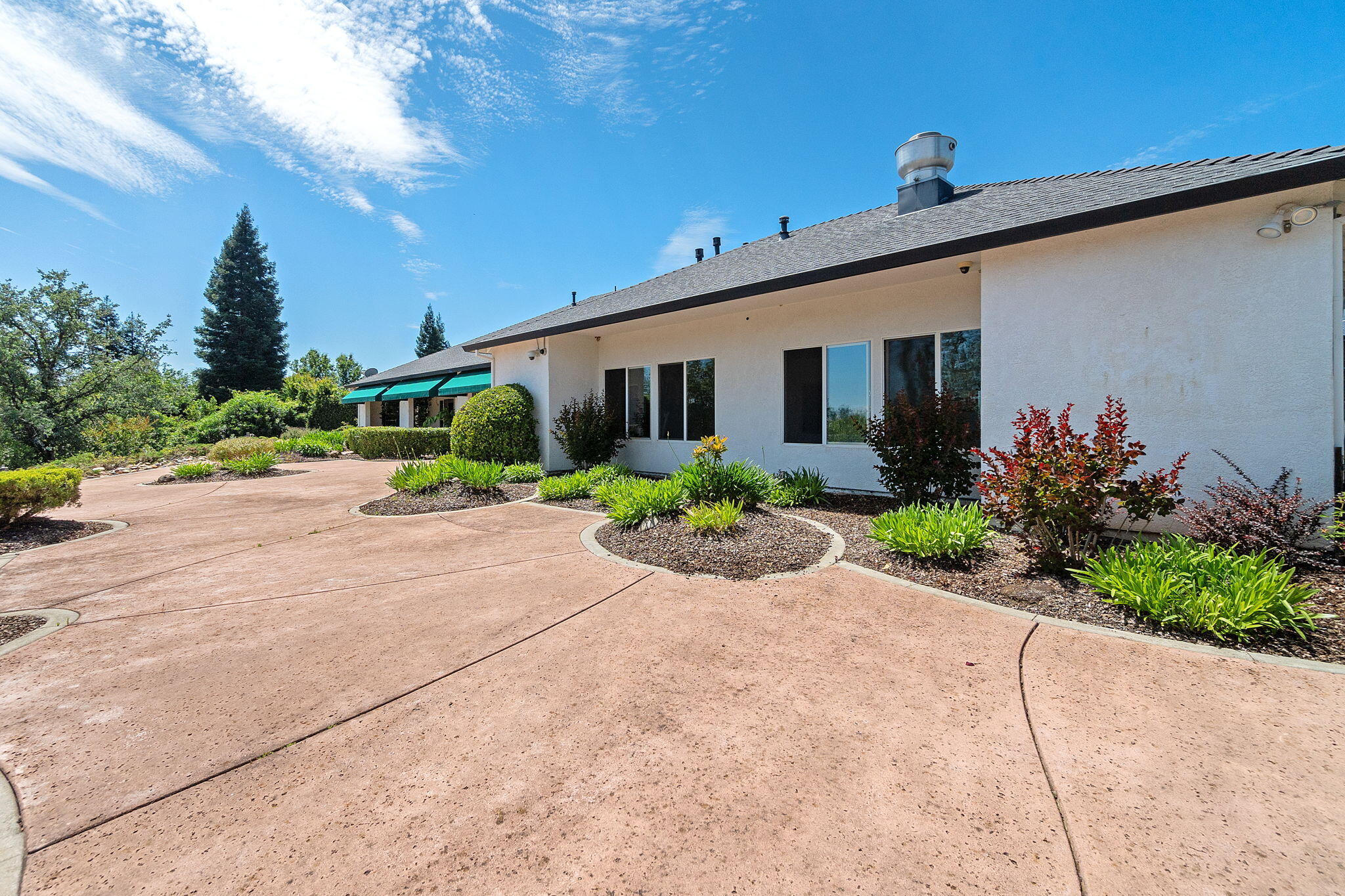 main property photo 57