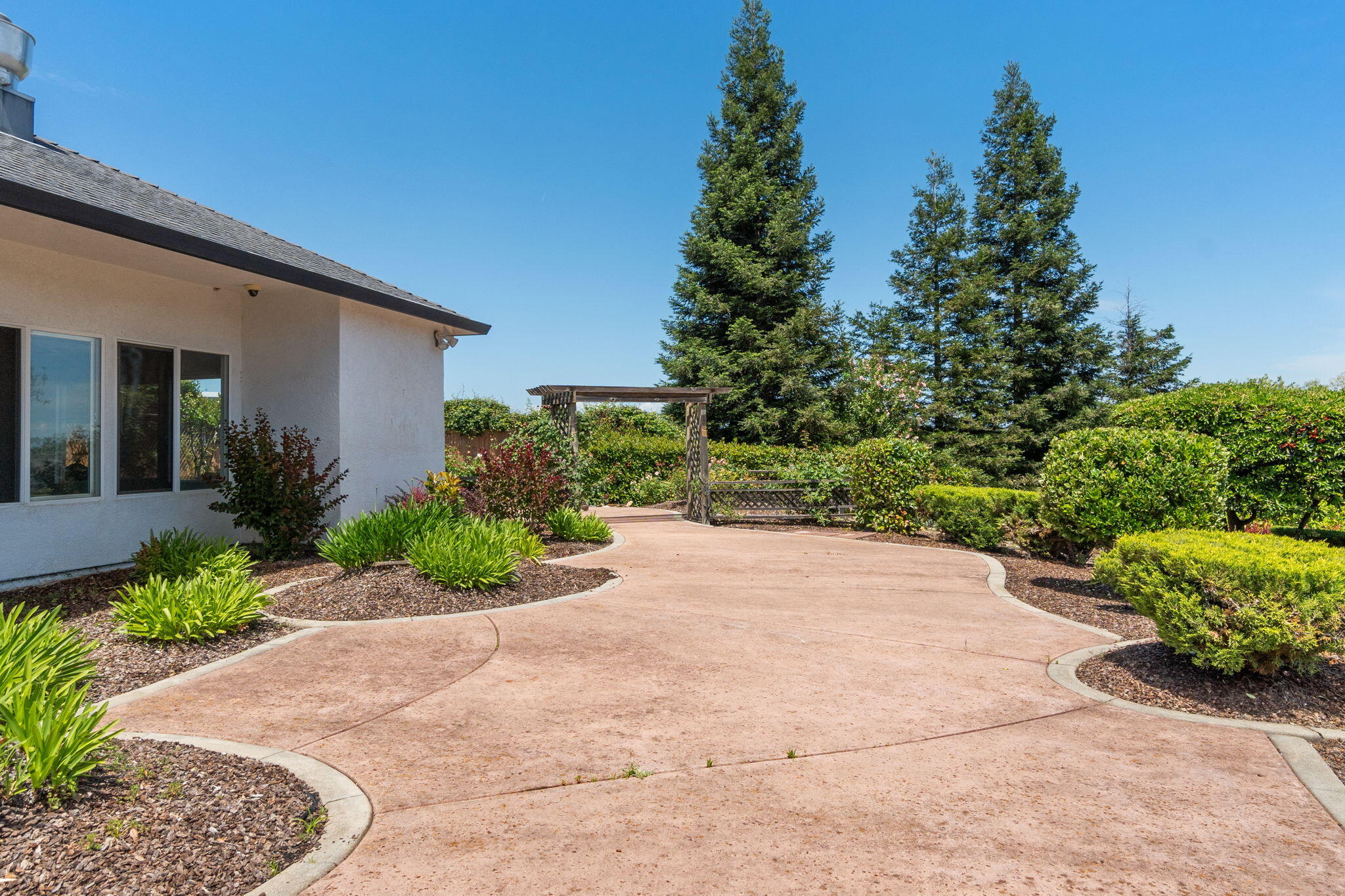 main property photo 60