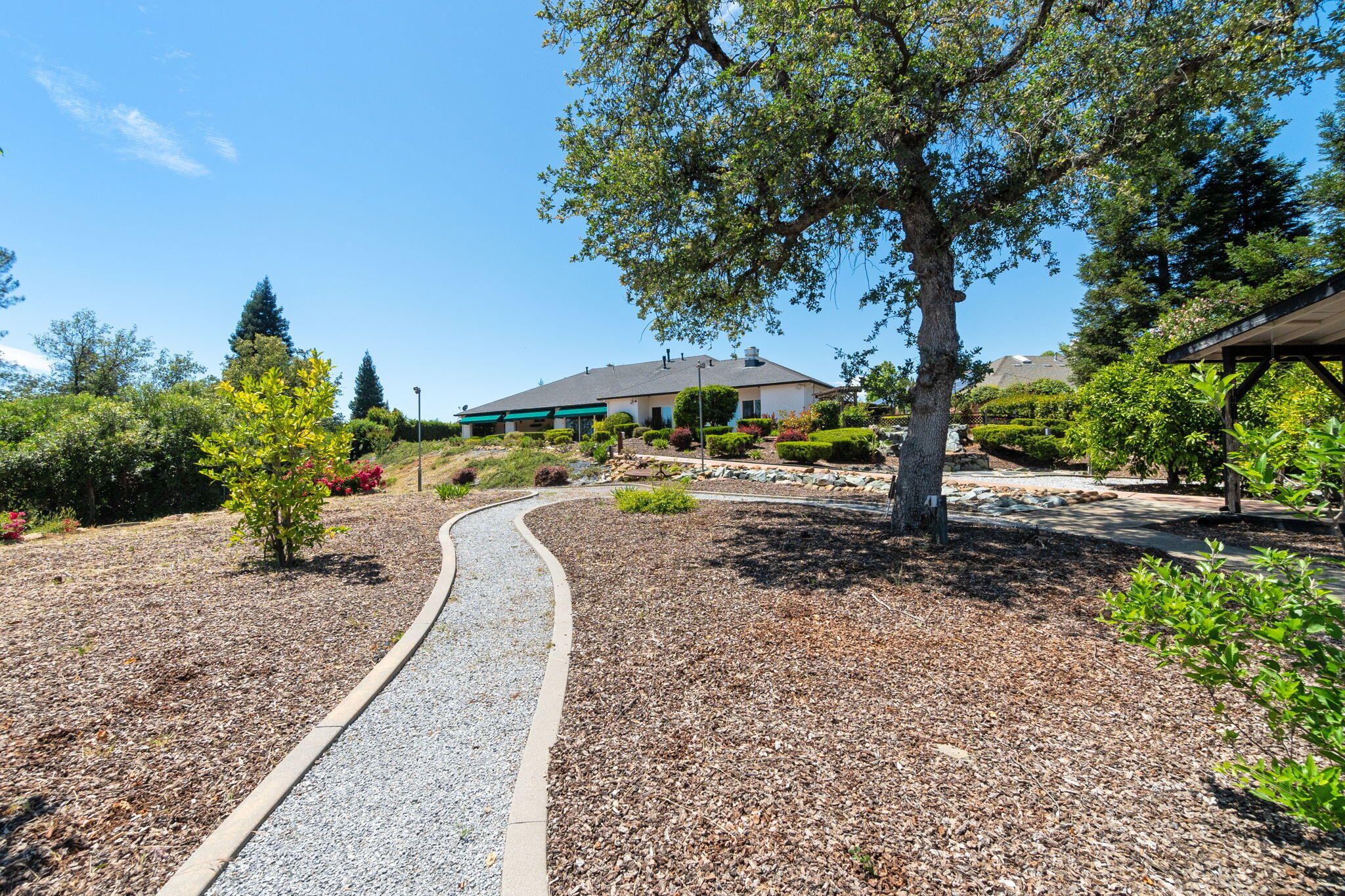 main property photo 80