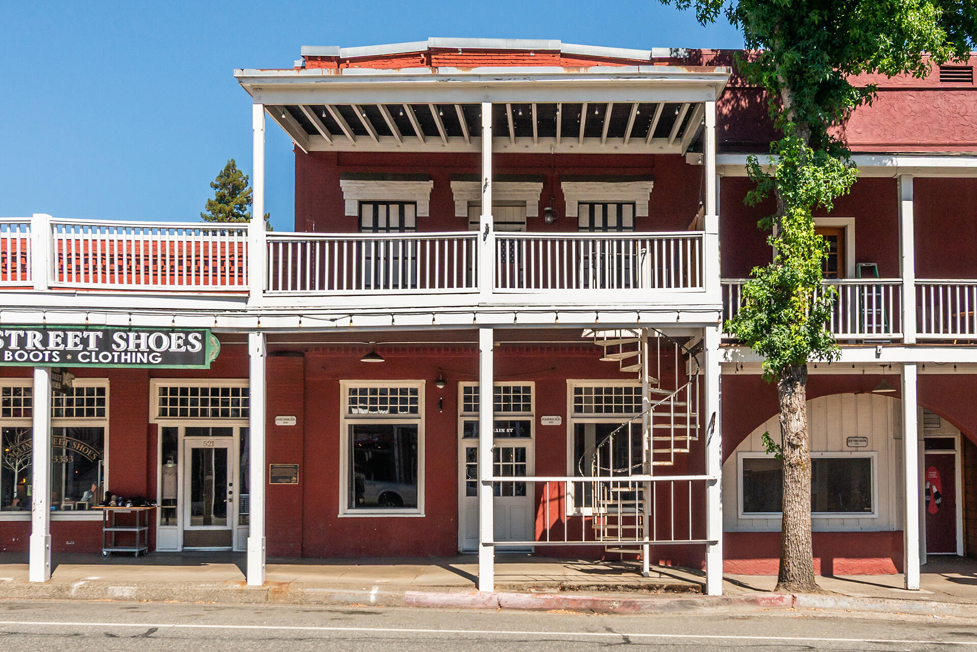 main property photo 42