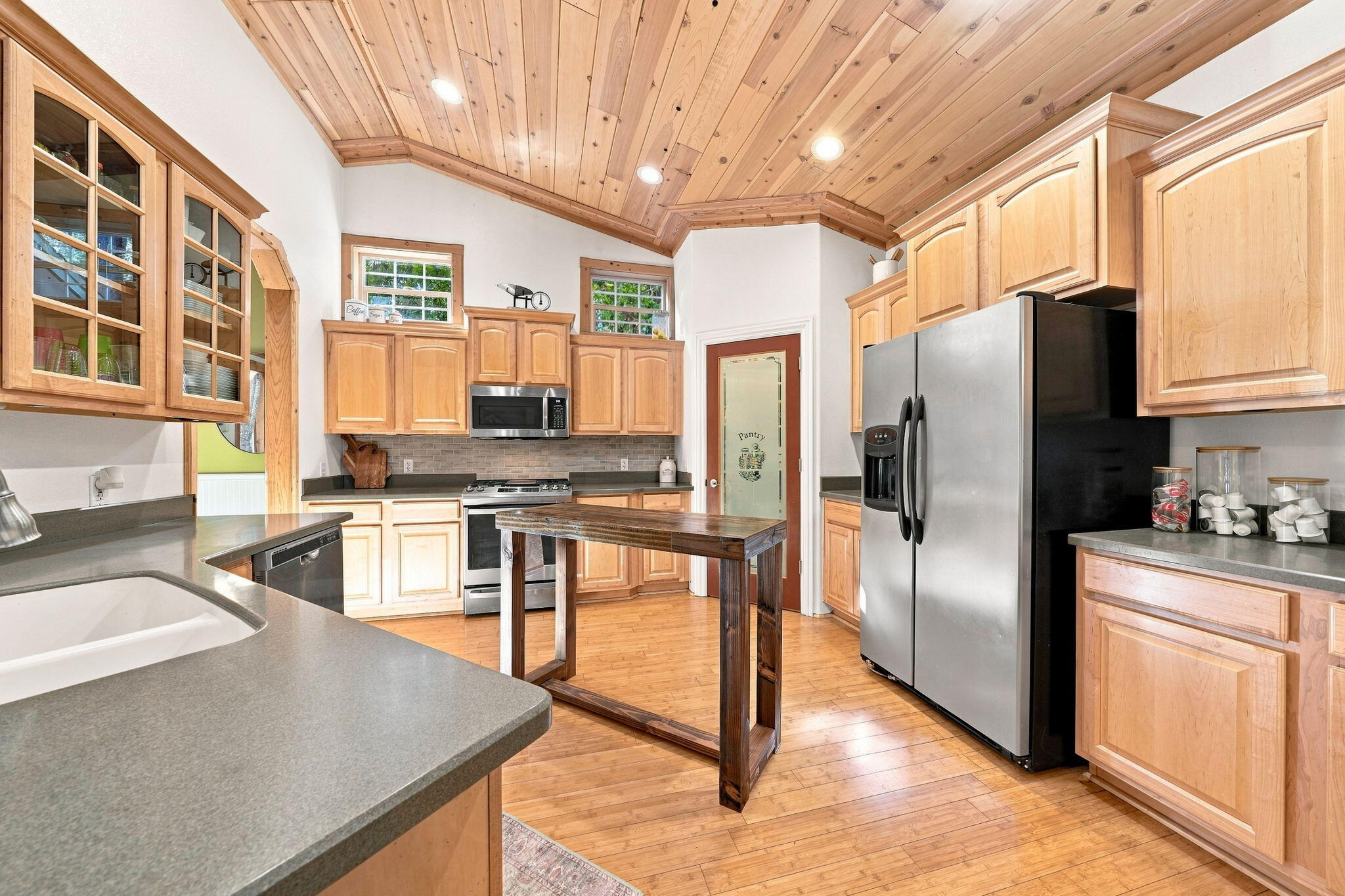 main property photo 15