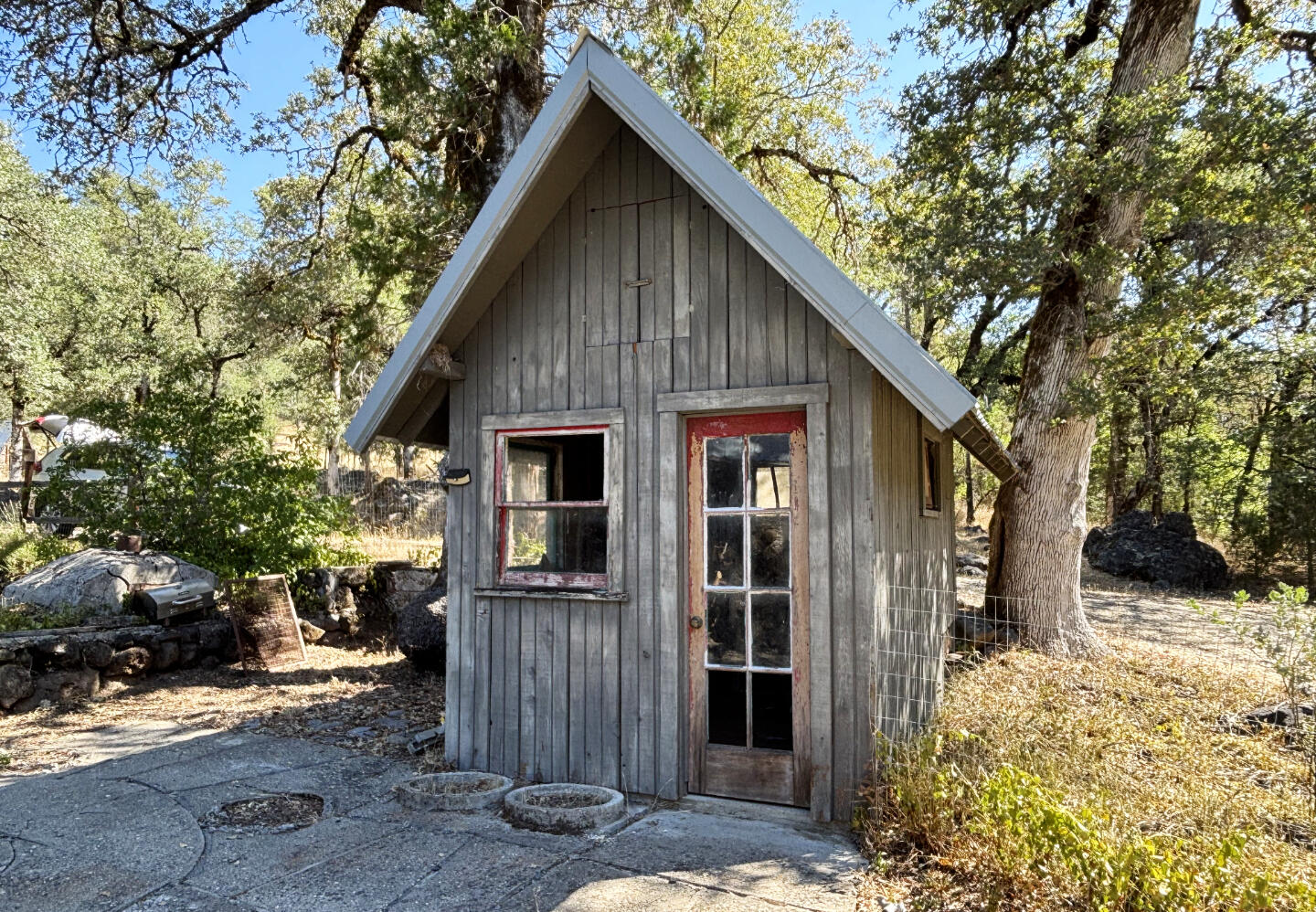 main property photo 19
