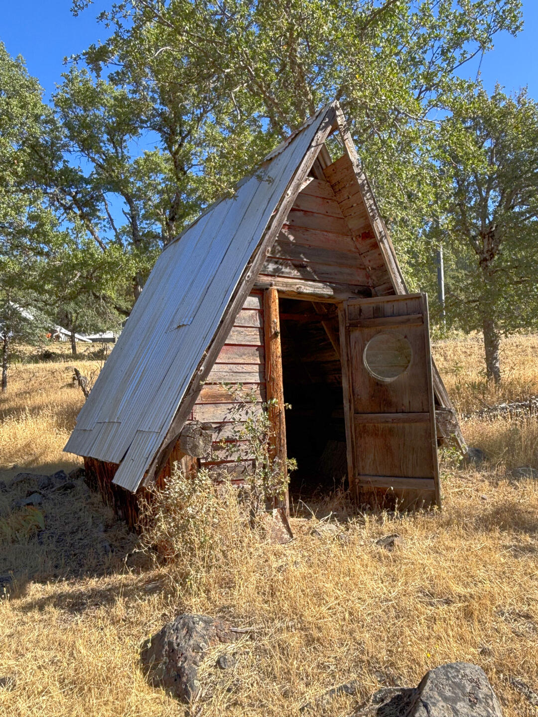 main property photo 20