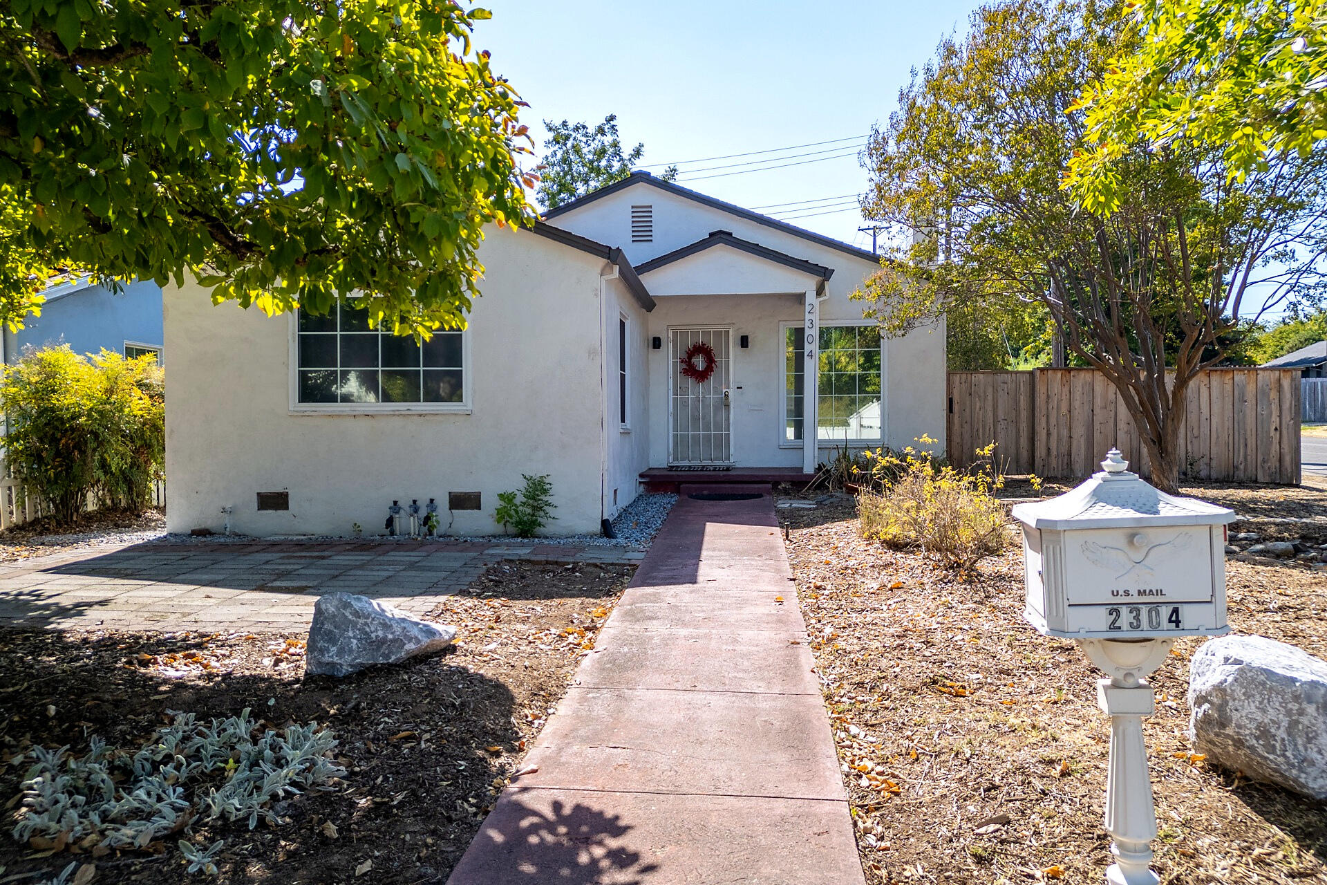 main property photo 26