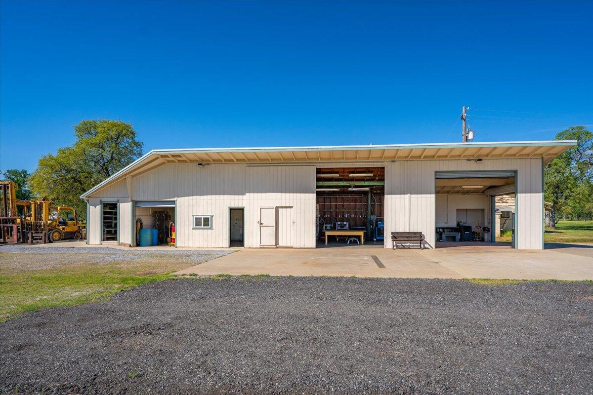 main property photo 73