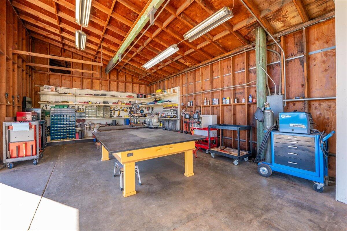 main property photo 81
