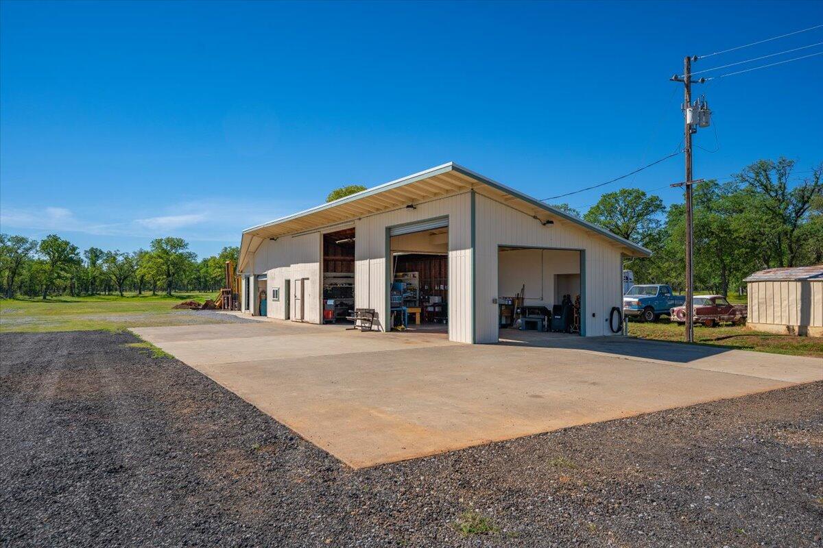 main property photo 83