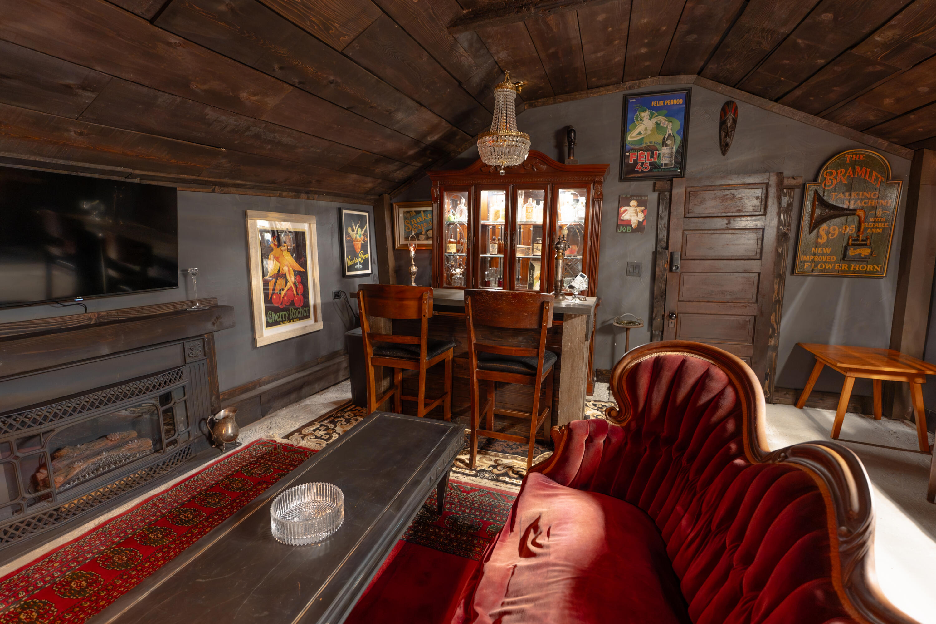 main property photo 14