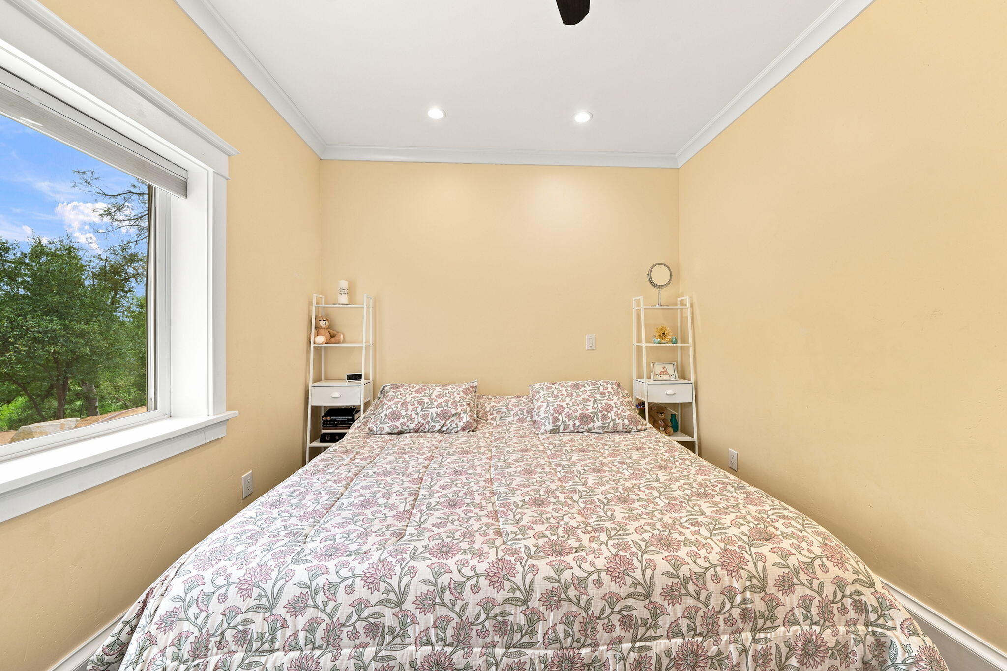 main property photo 122