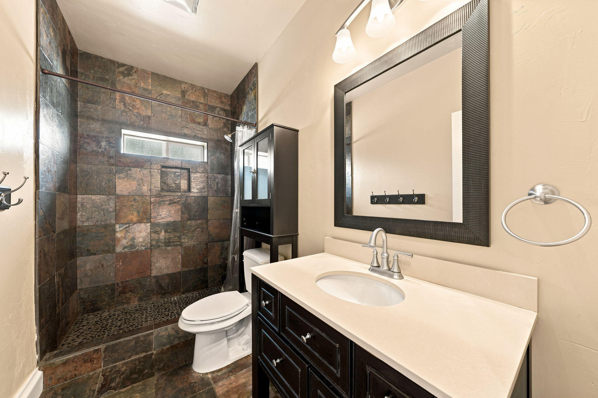 main property photo 127