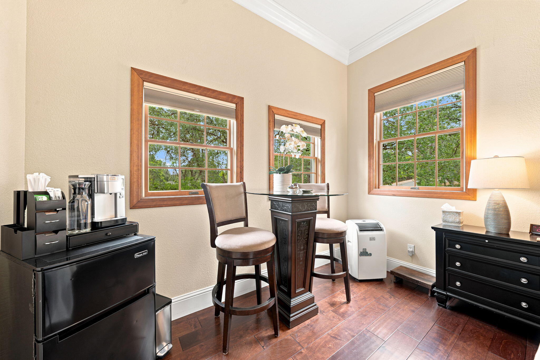 main property photo 77
