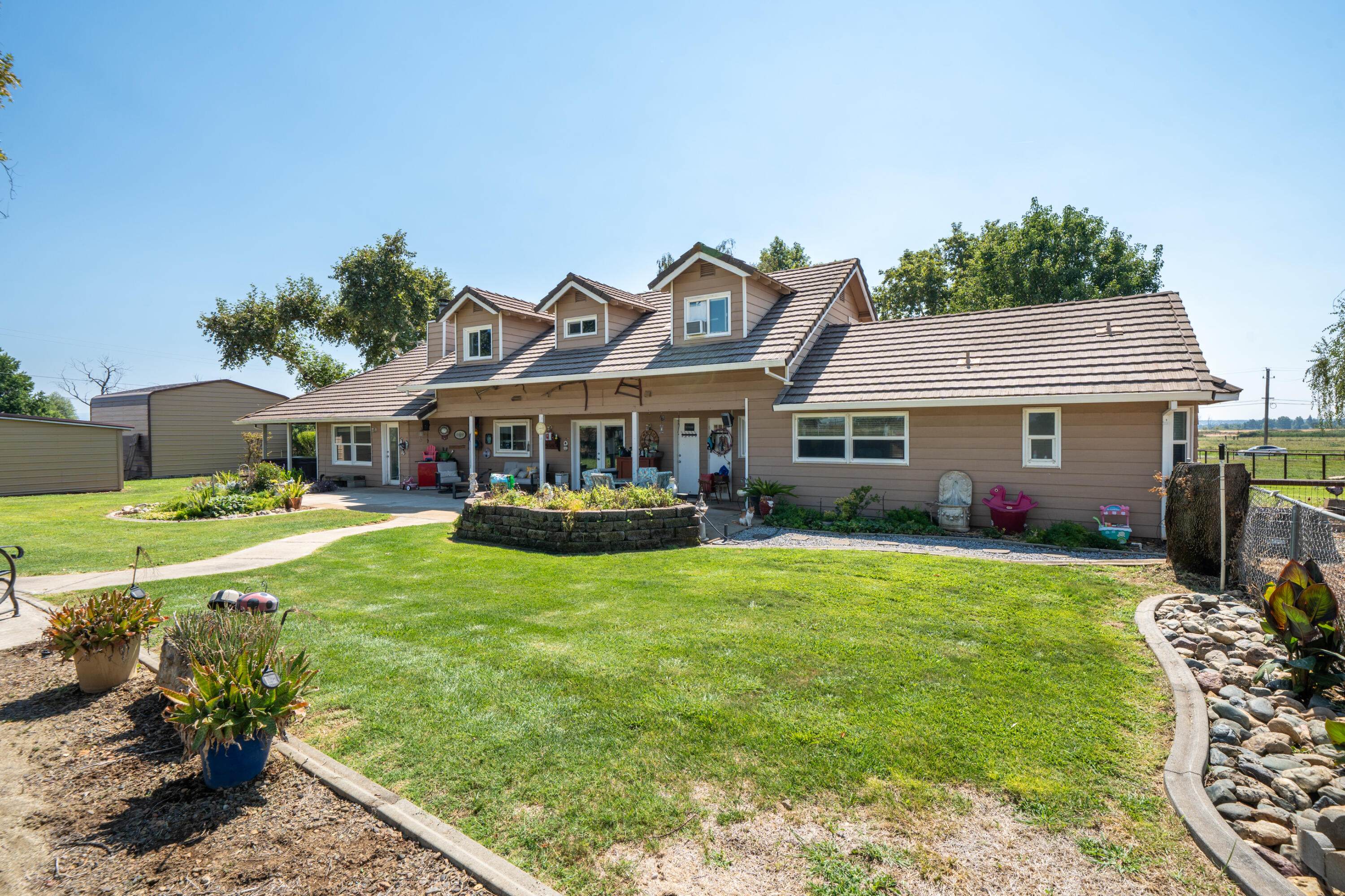 main property photo 51