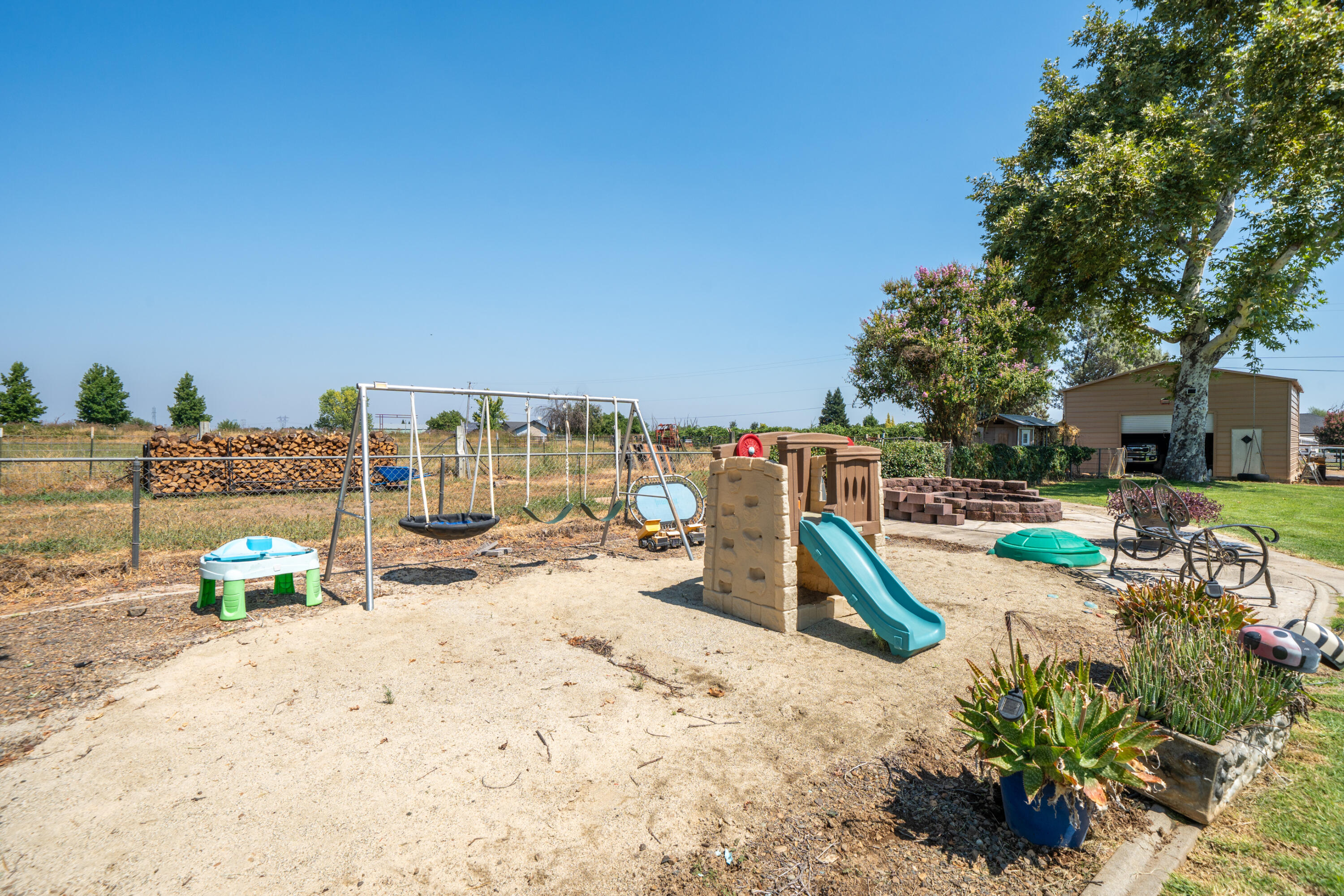 main property photo 52