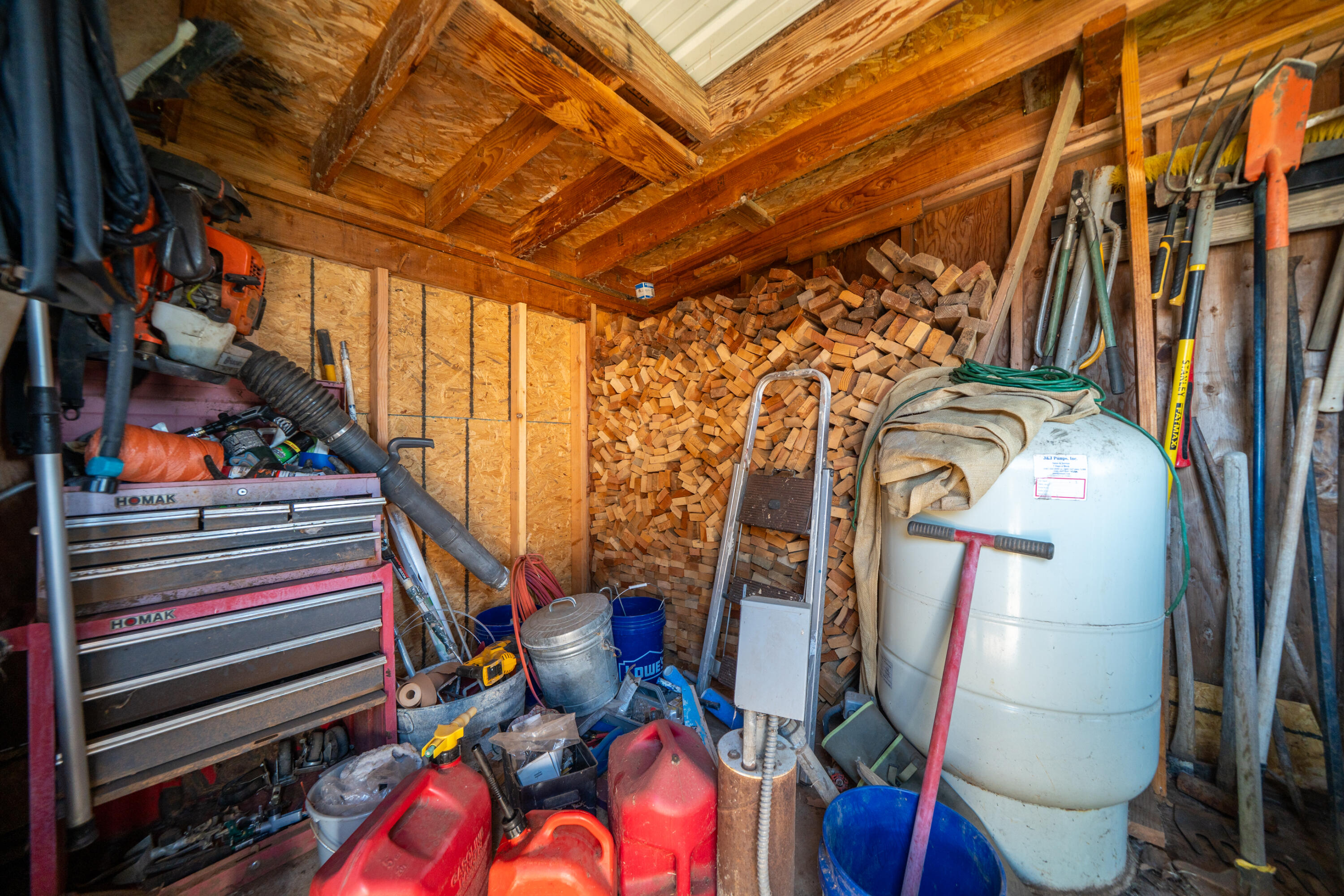 main property photo 57