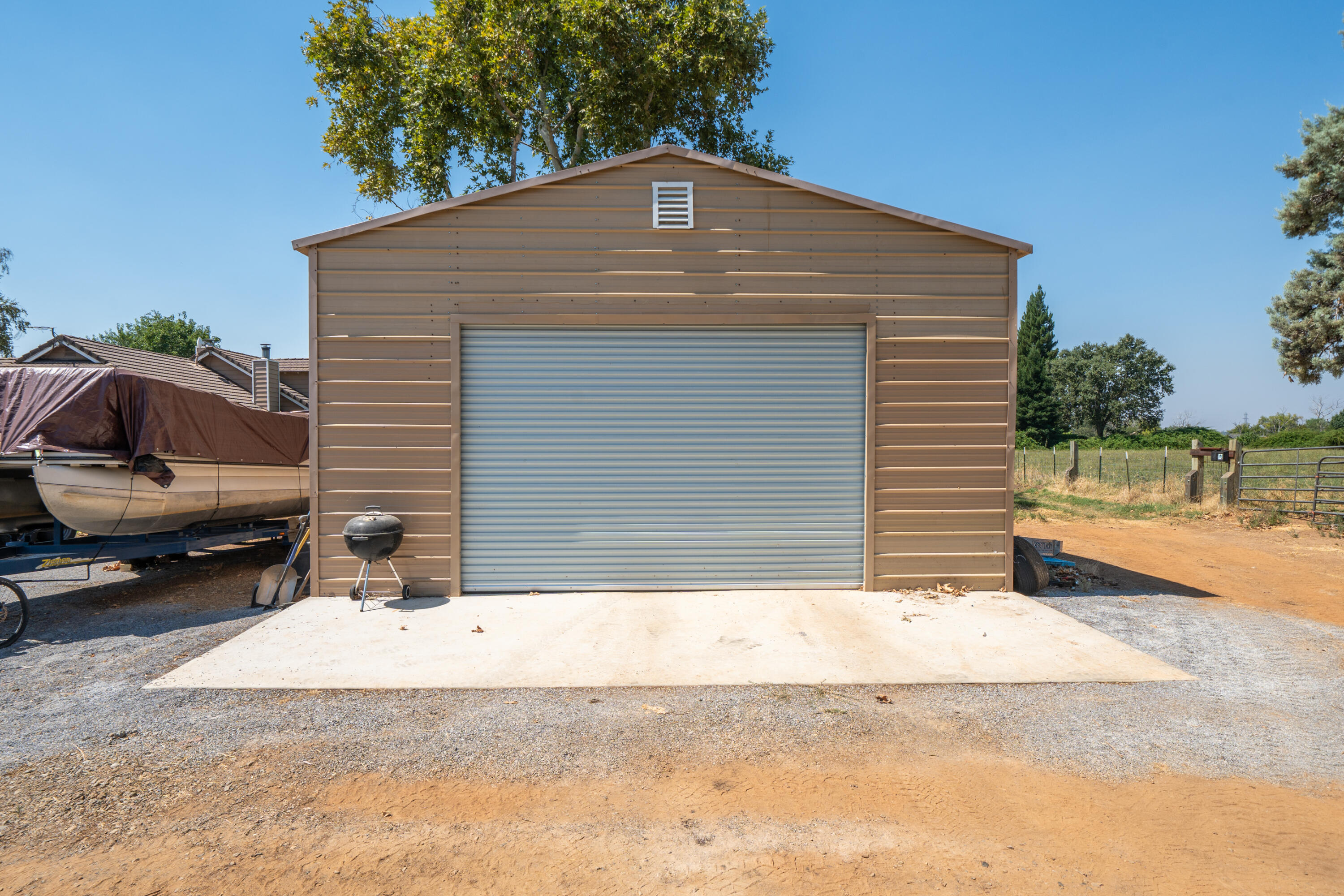main property photo 61