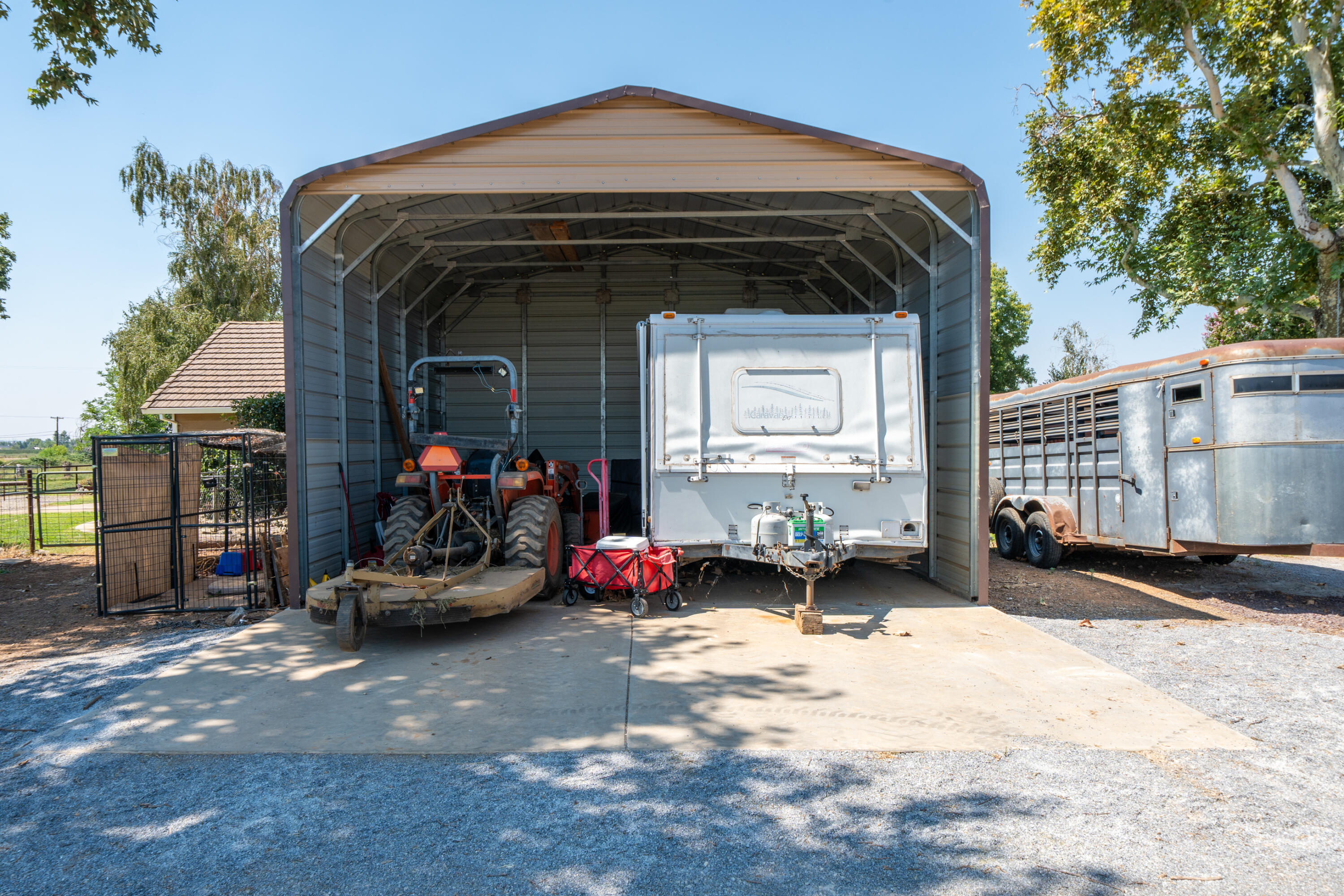 main property photo 64