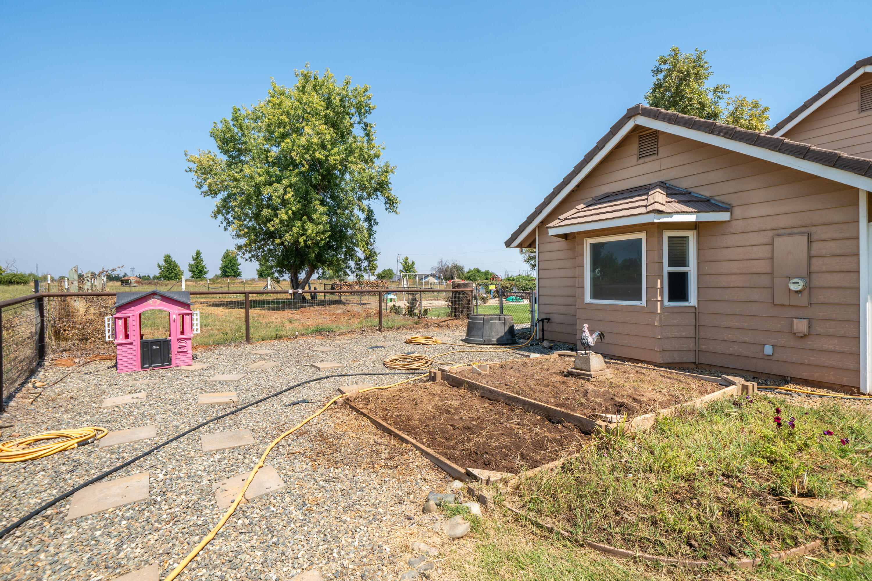 main property photo 71