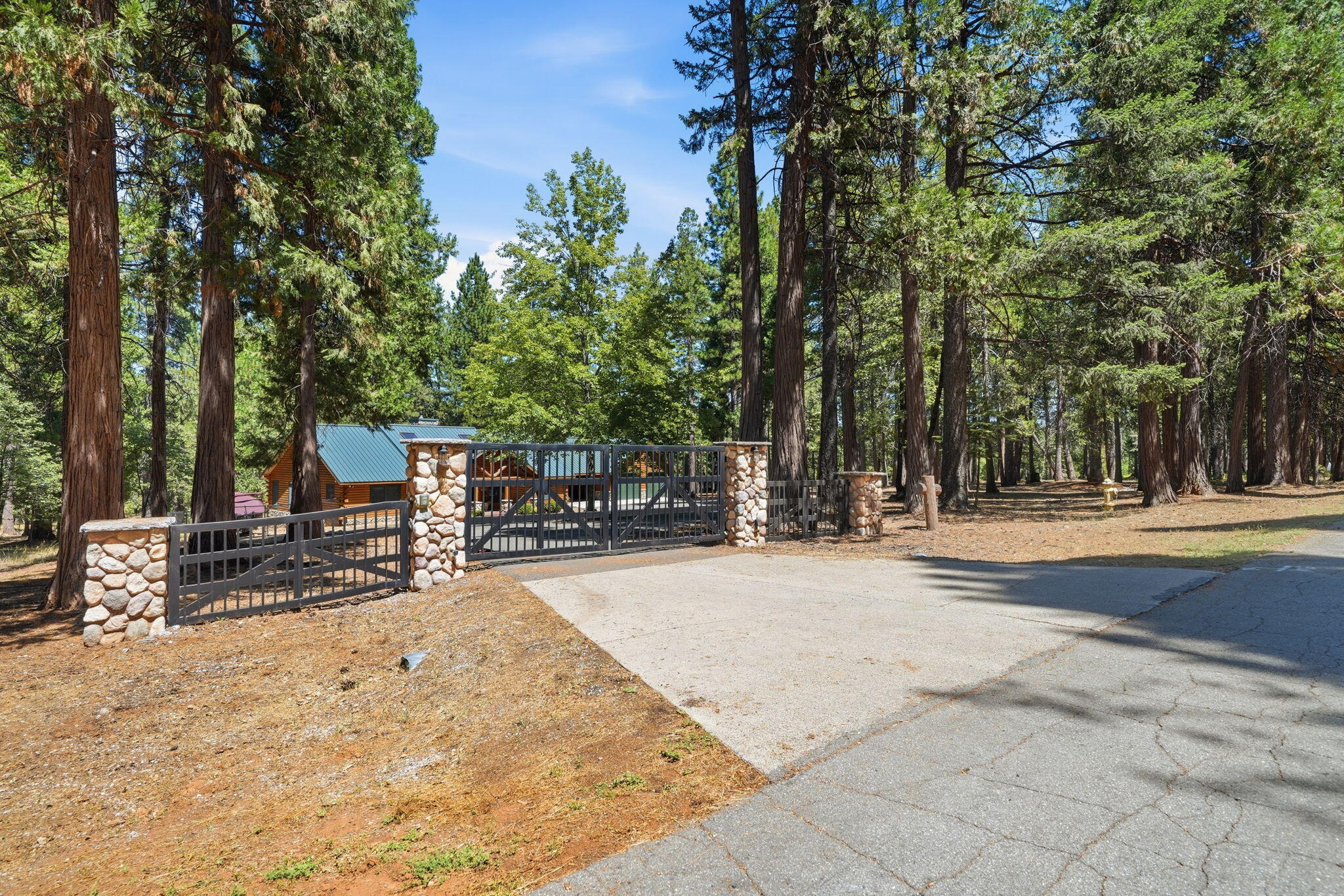 main property photo 38