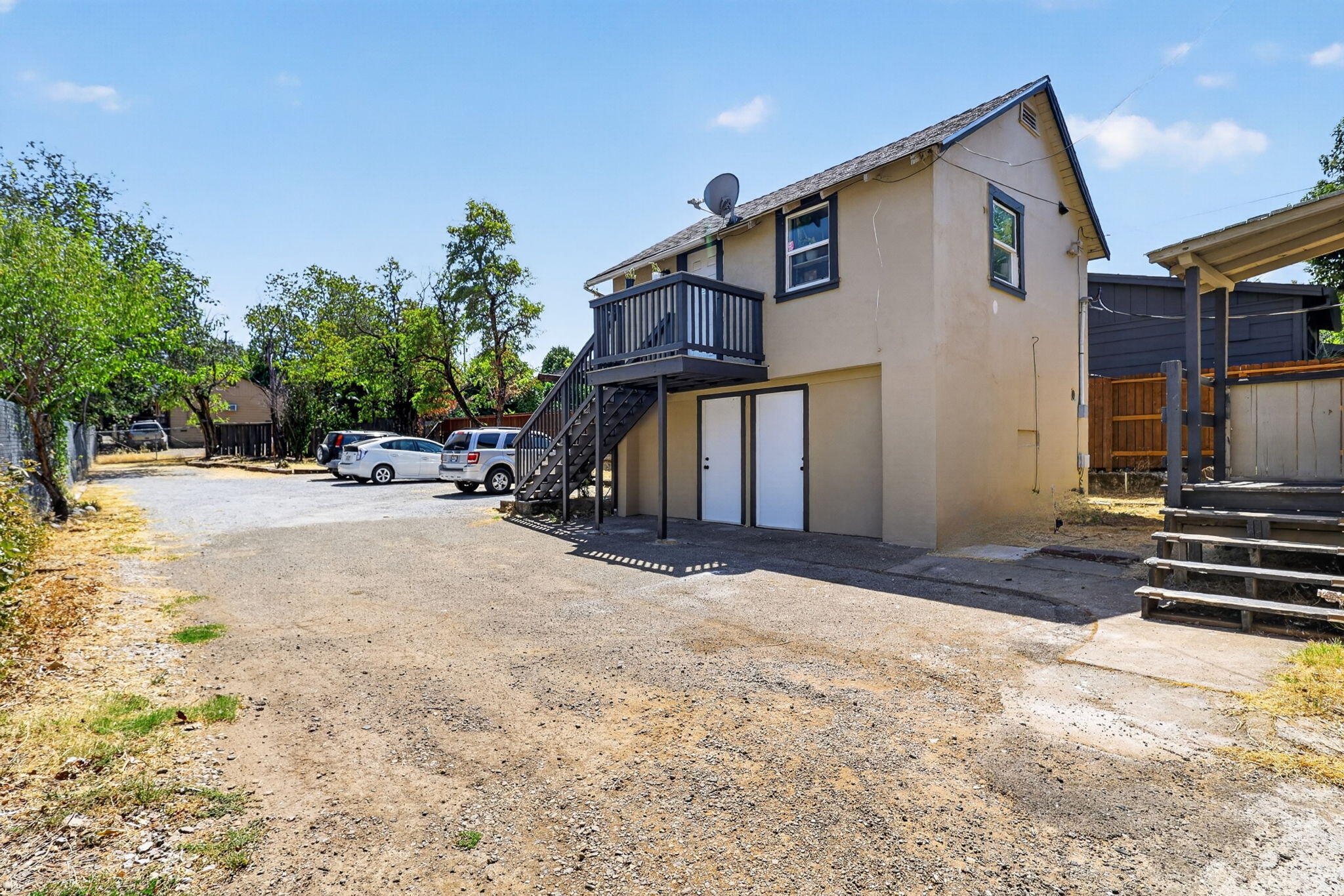 main property photo 42