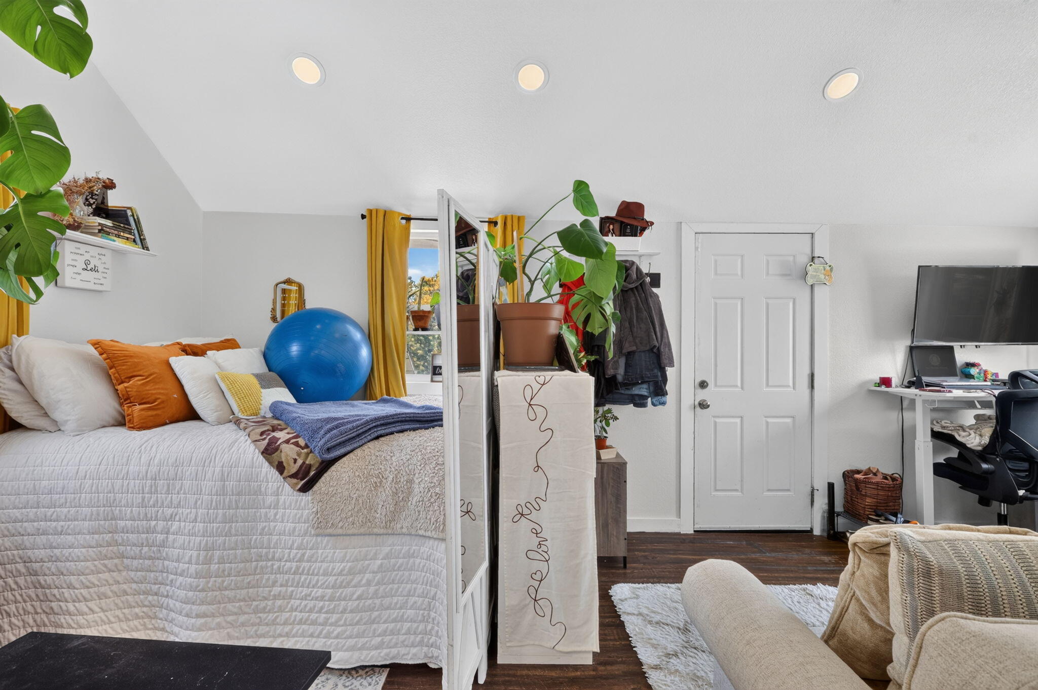 main property photo 52