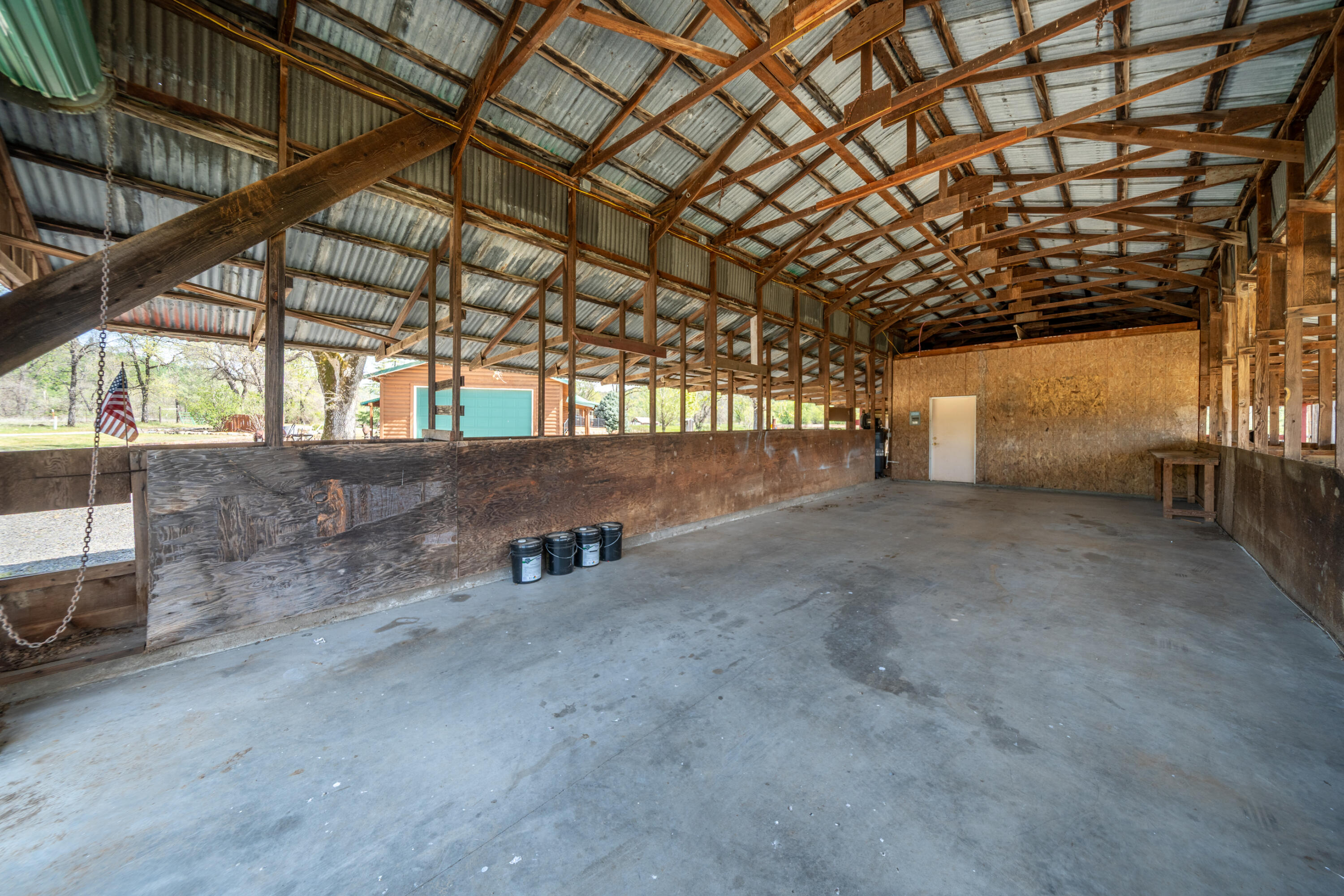 main property photo 102