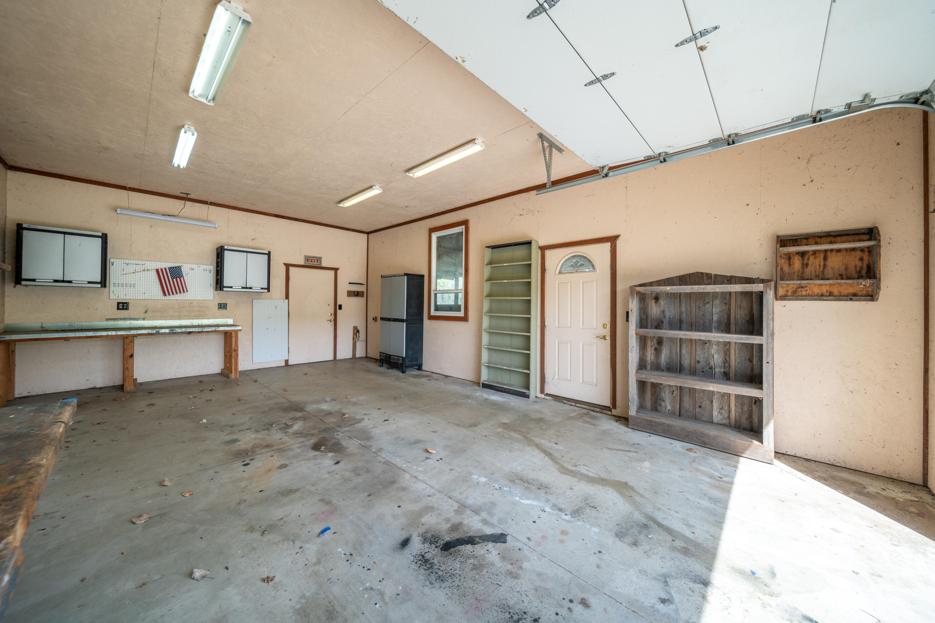 main property photo 107