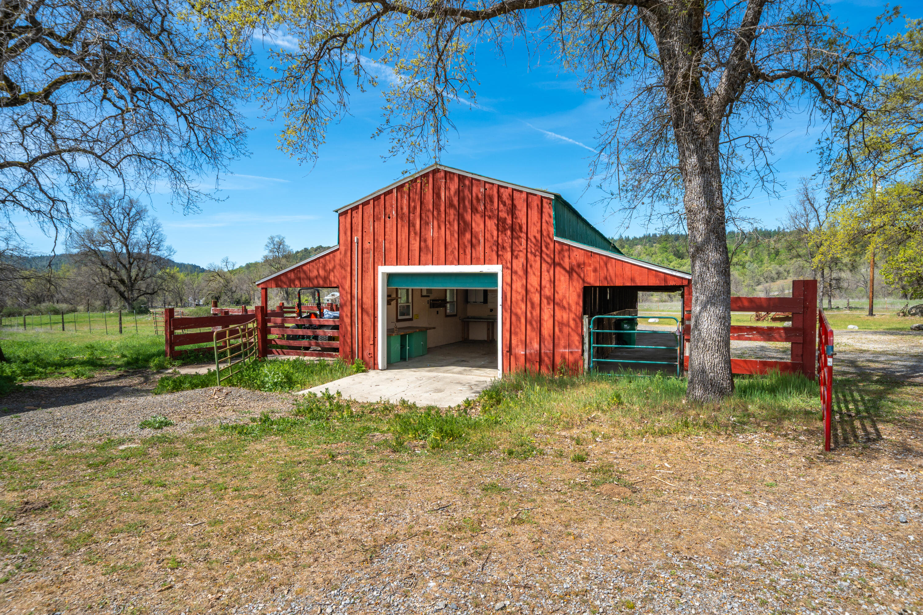 main property photo 108