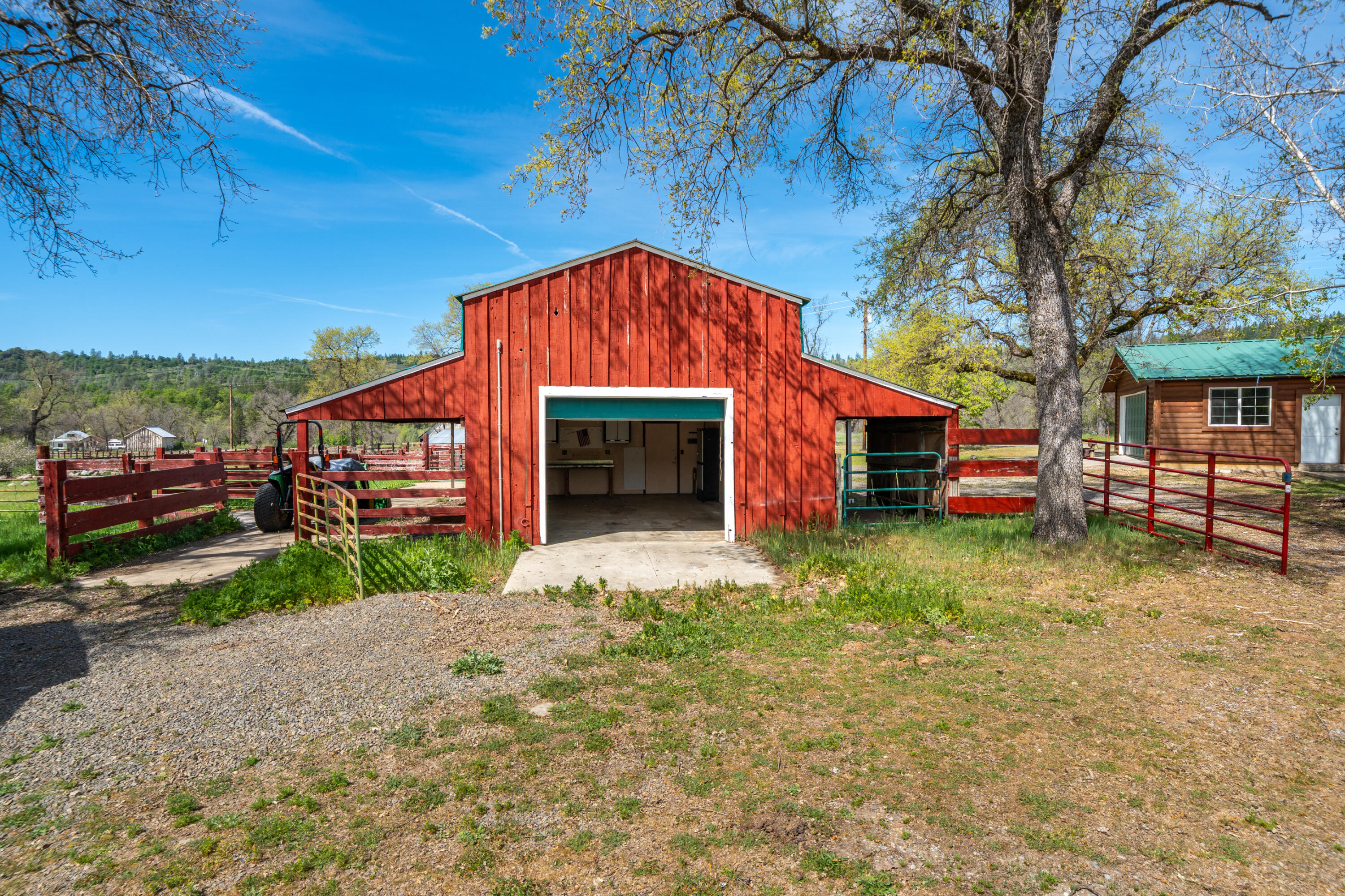 main property photo 109