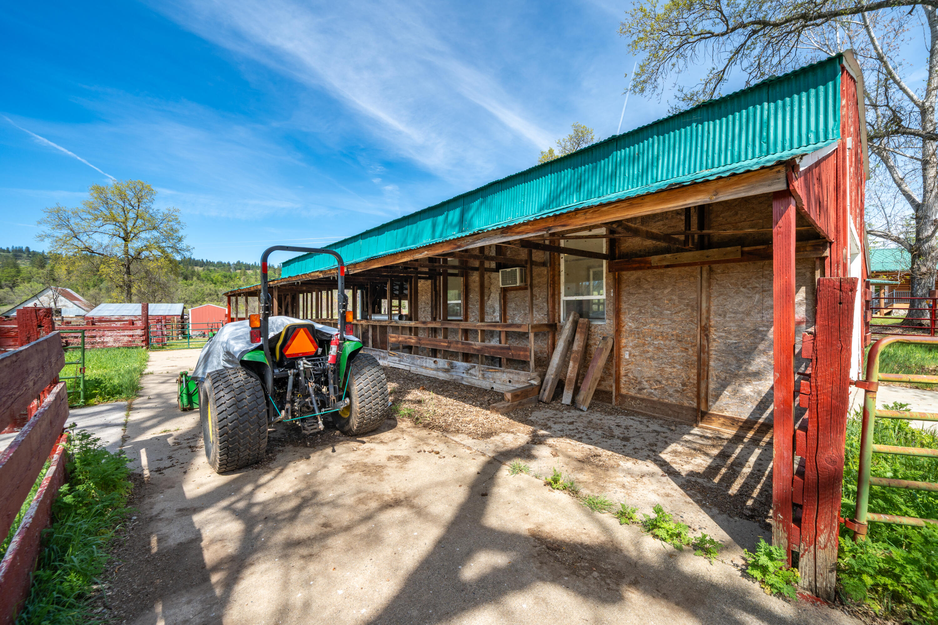 main property photo 111