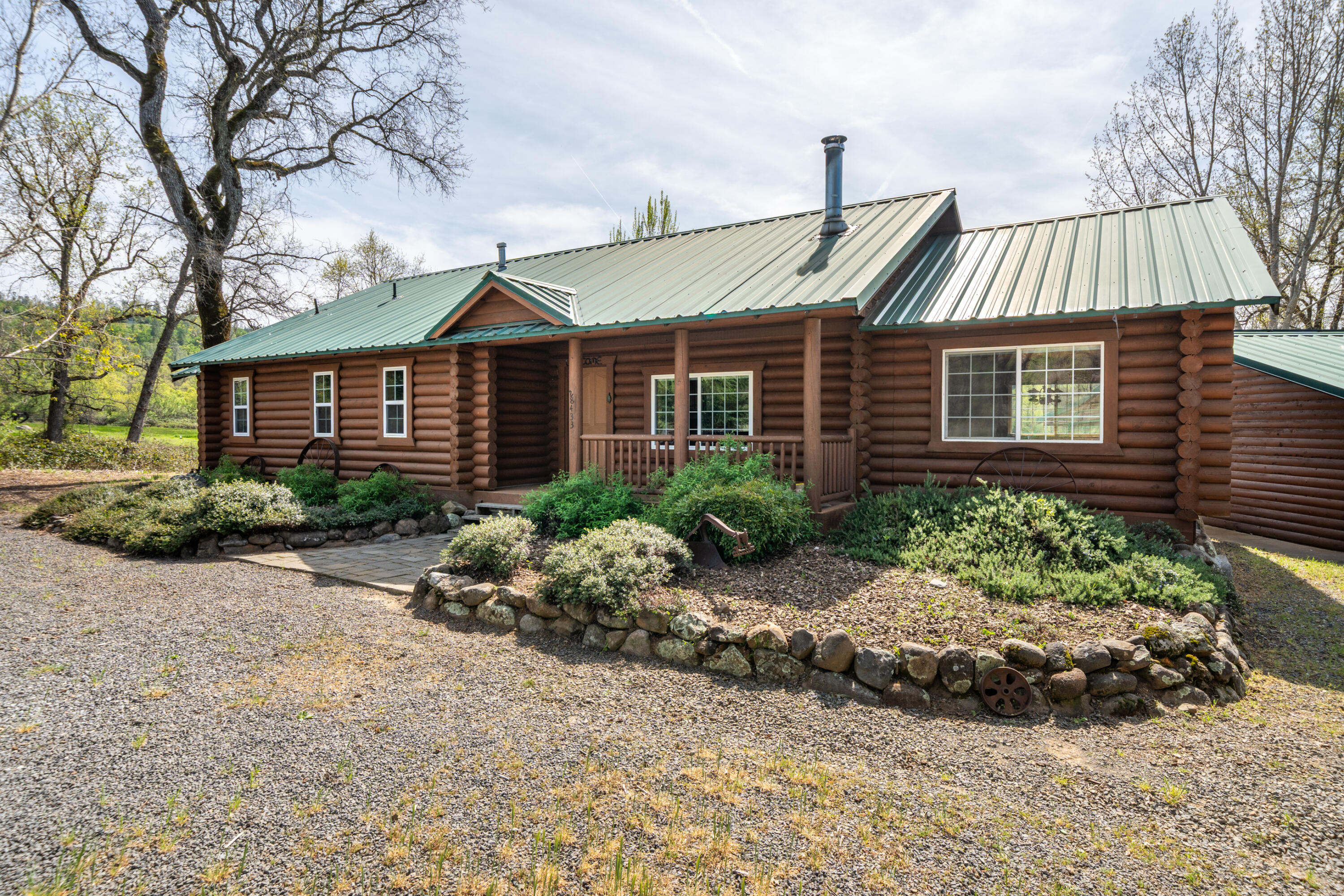 main property photo 14
