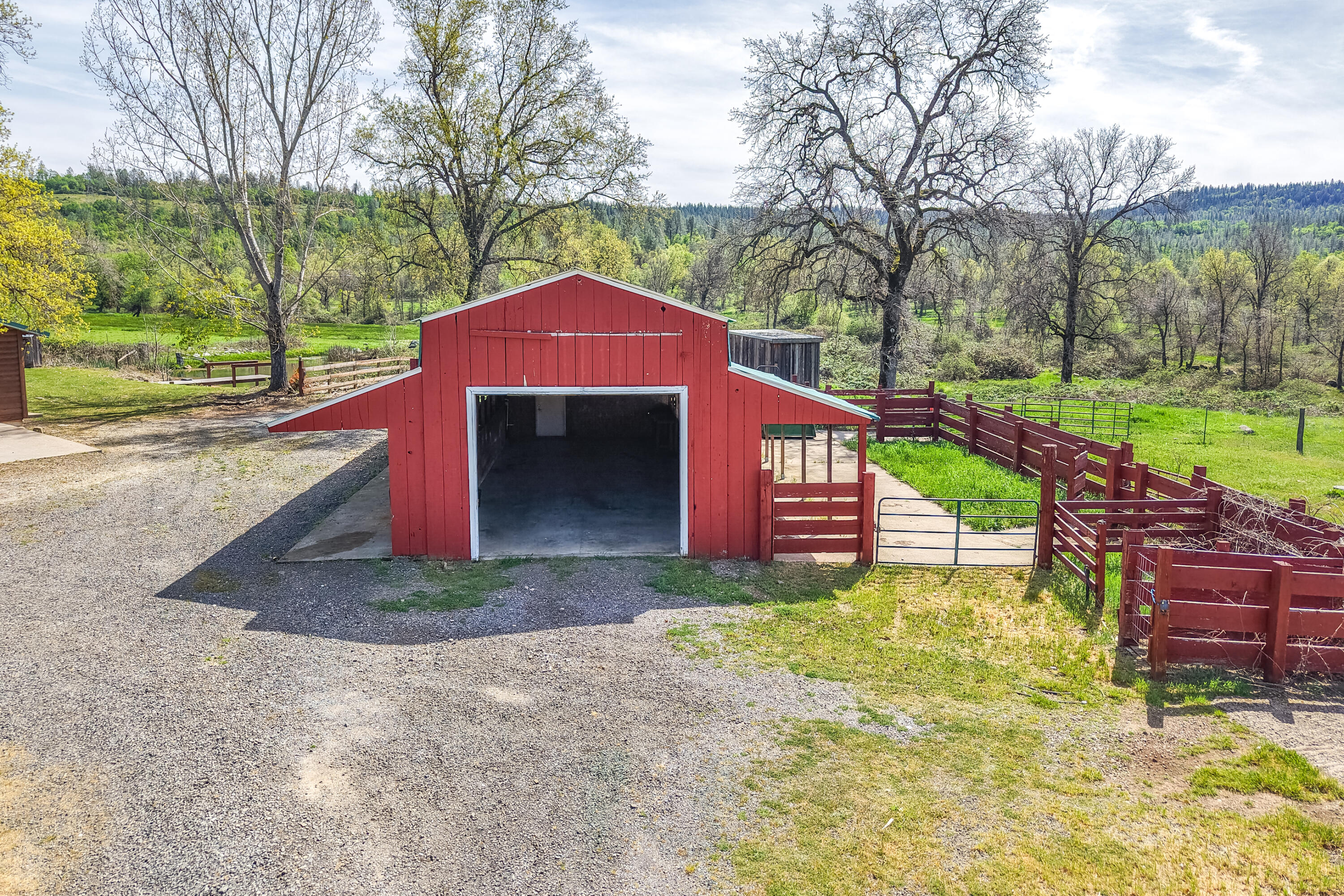 main property photo 157