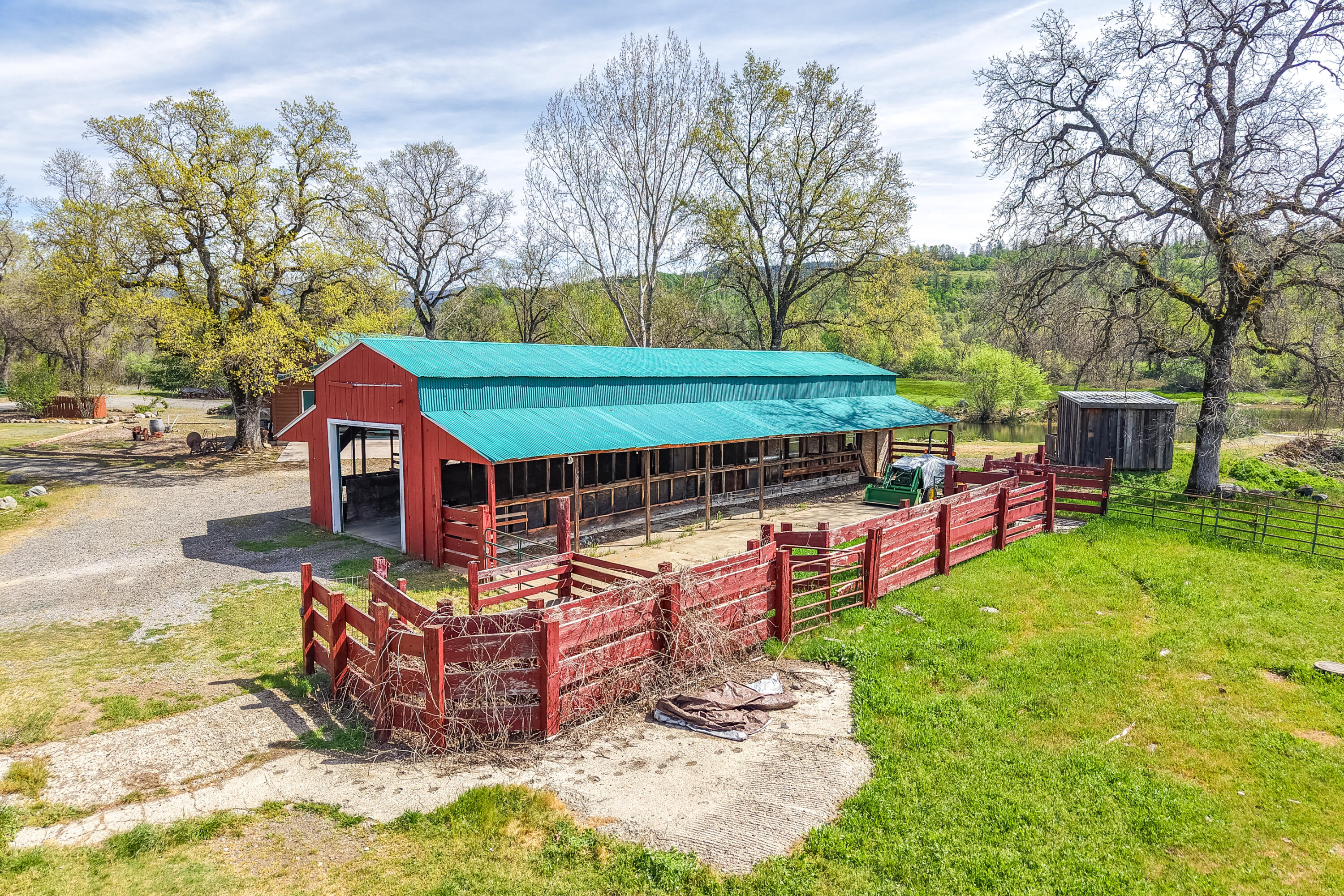 main property photo 158