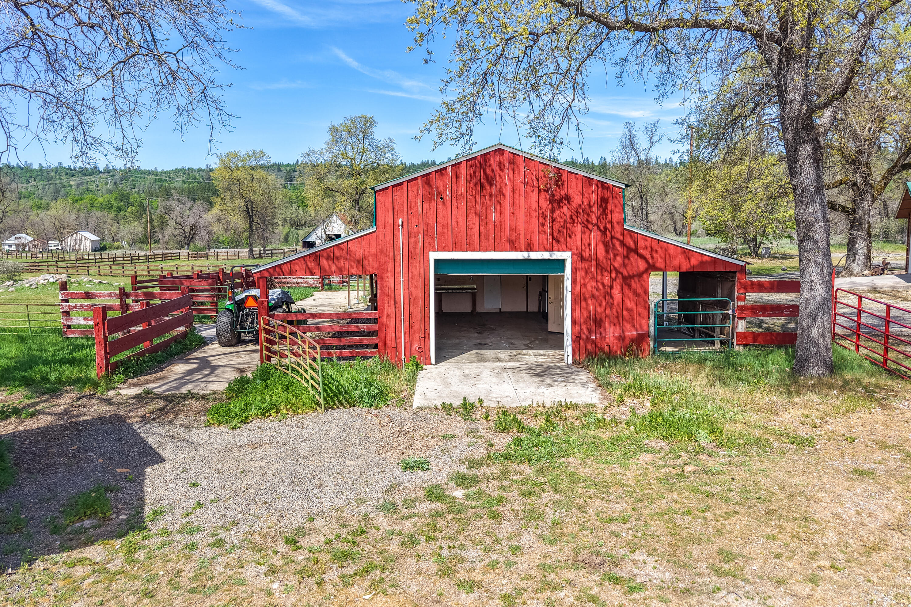 main property photo 160