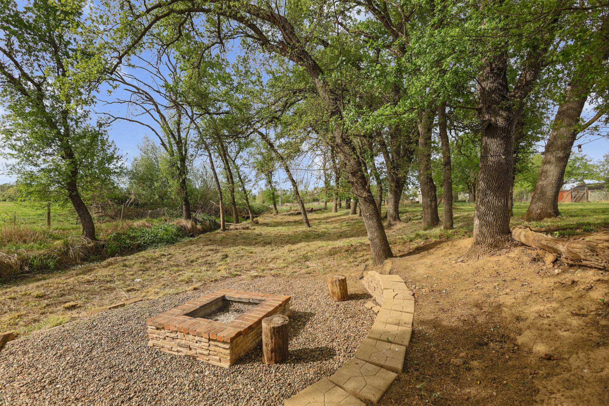 main property photo 48