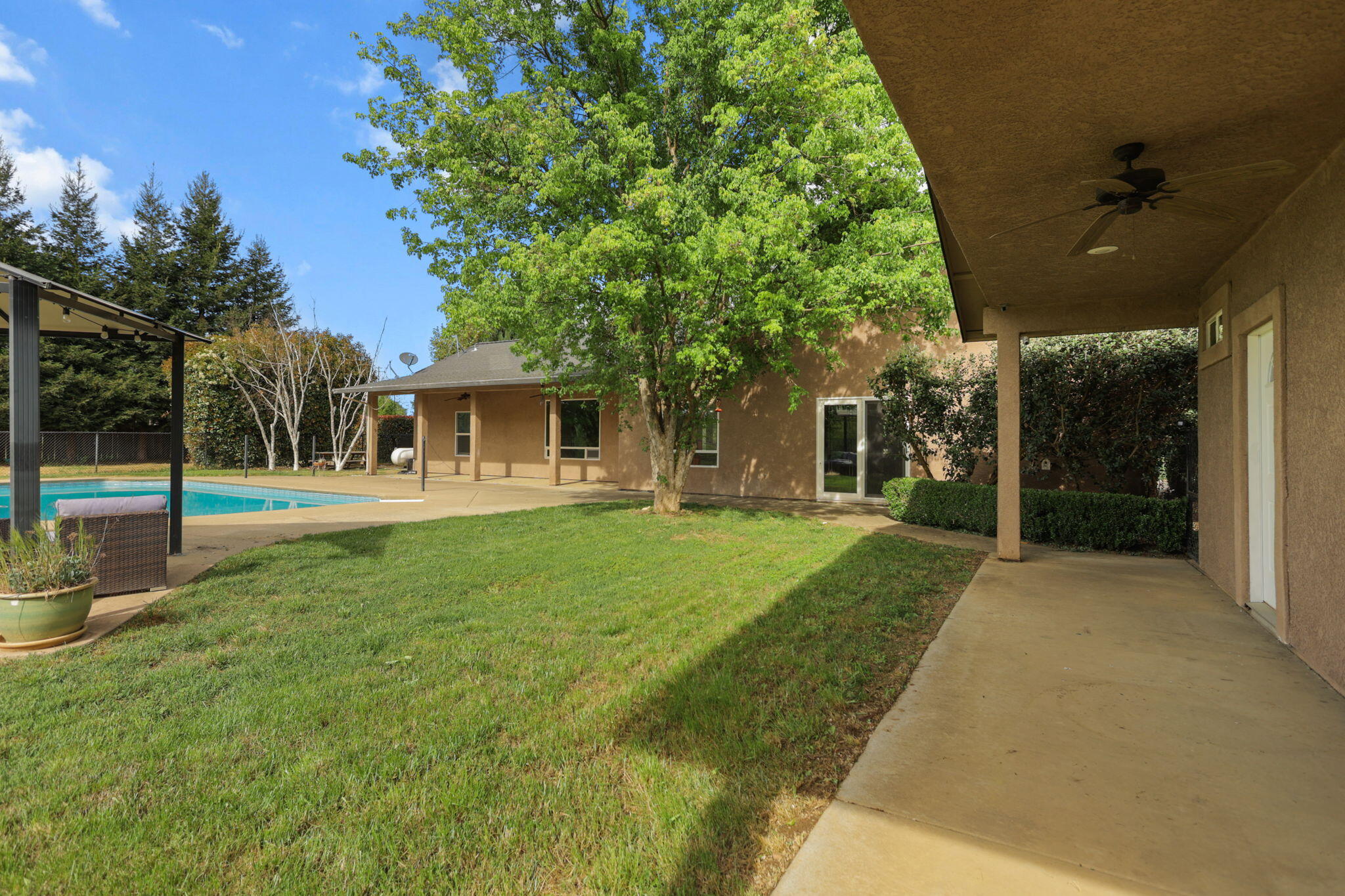 main property photo 57