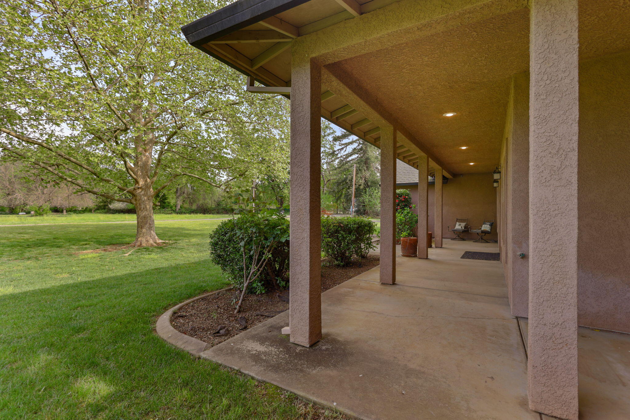 main property photo 59