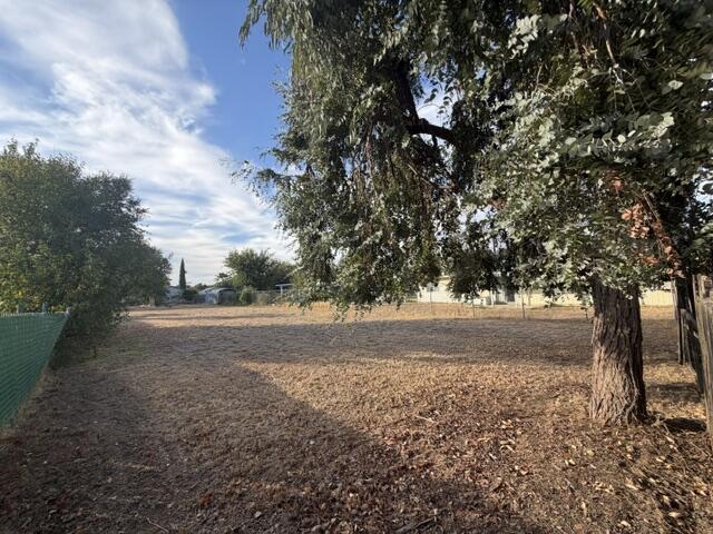 main property photo 40