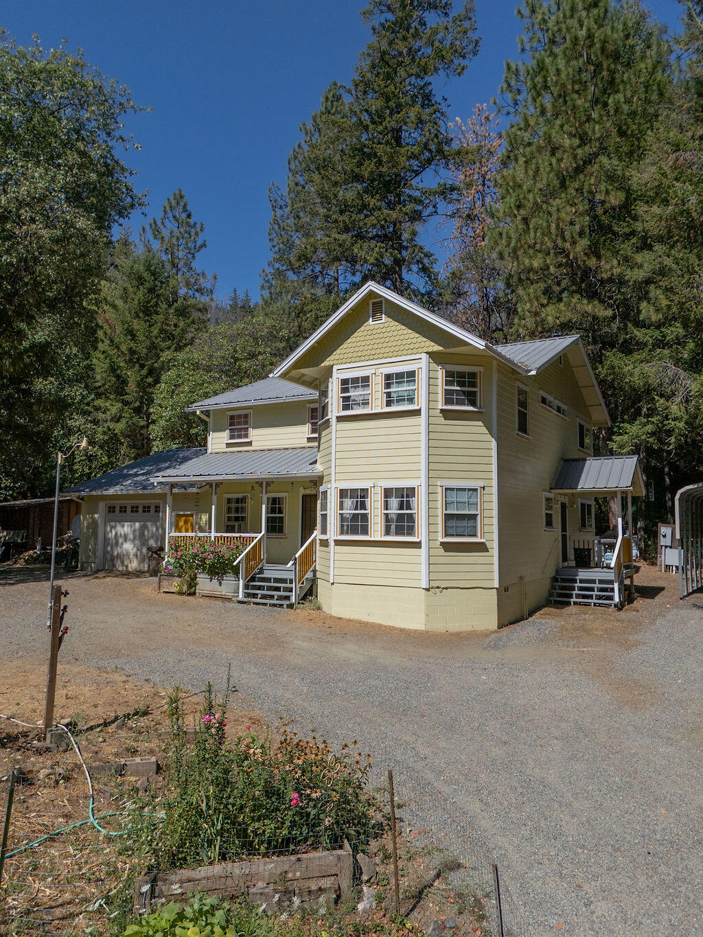main property photo 44