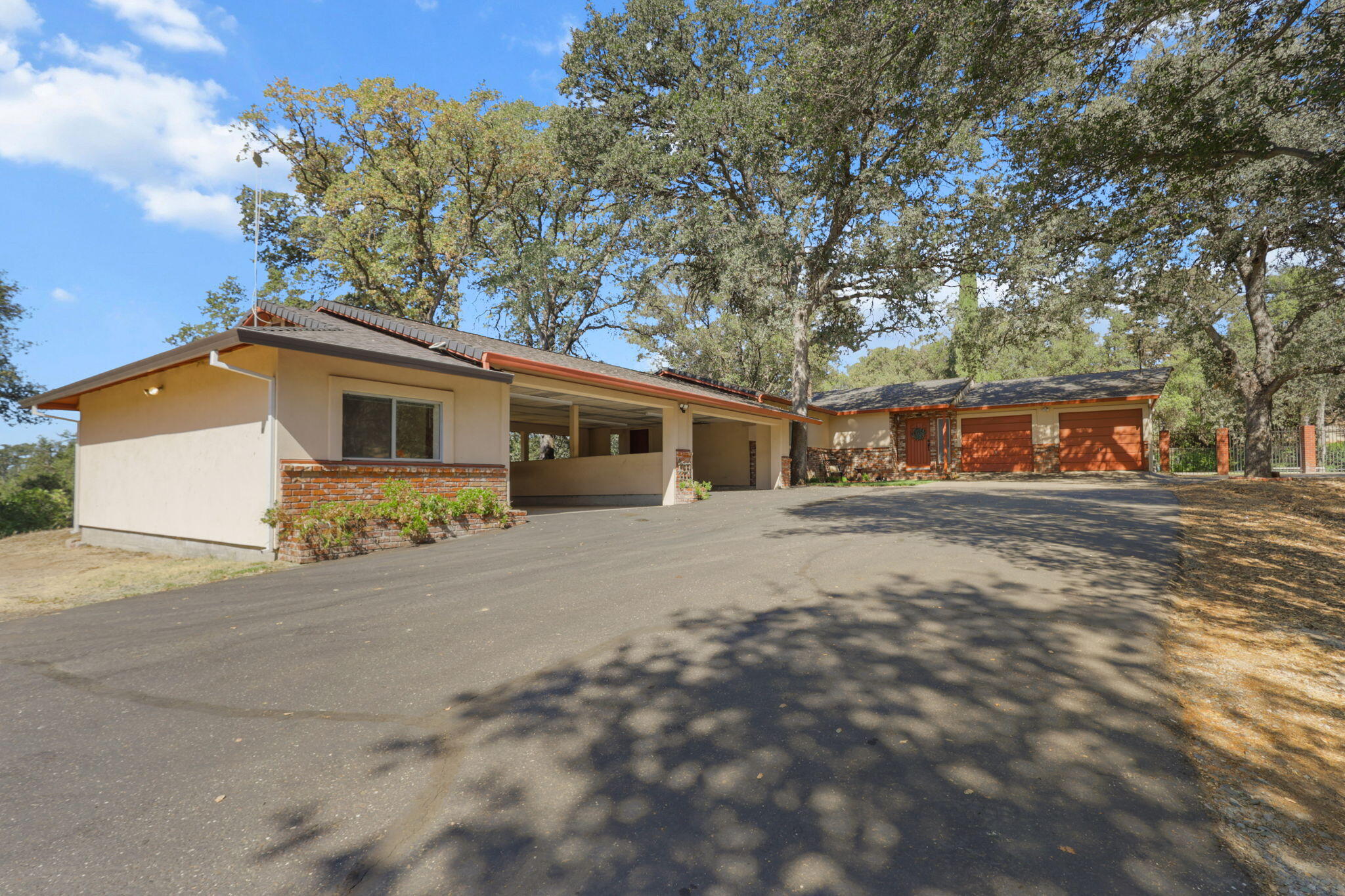 main property photo 110