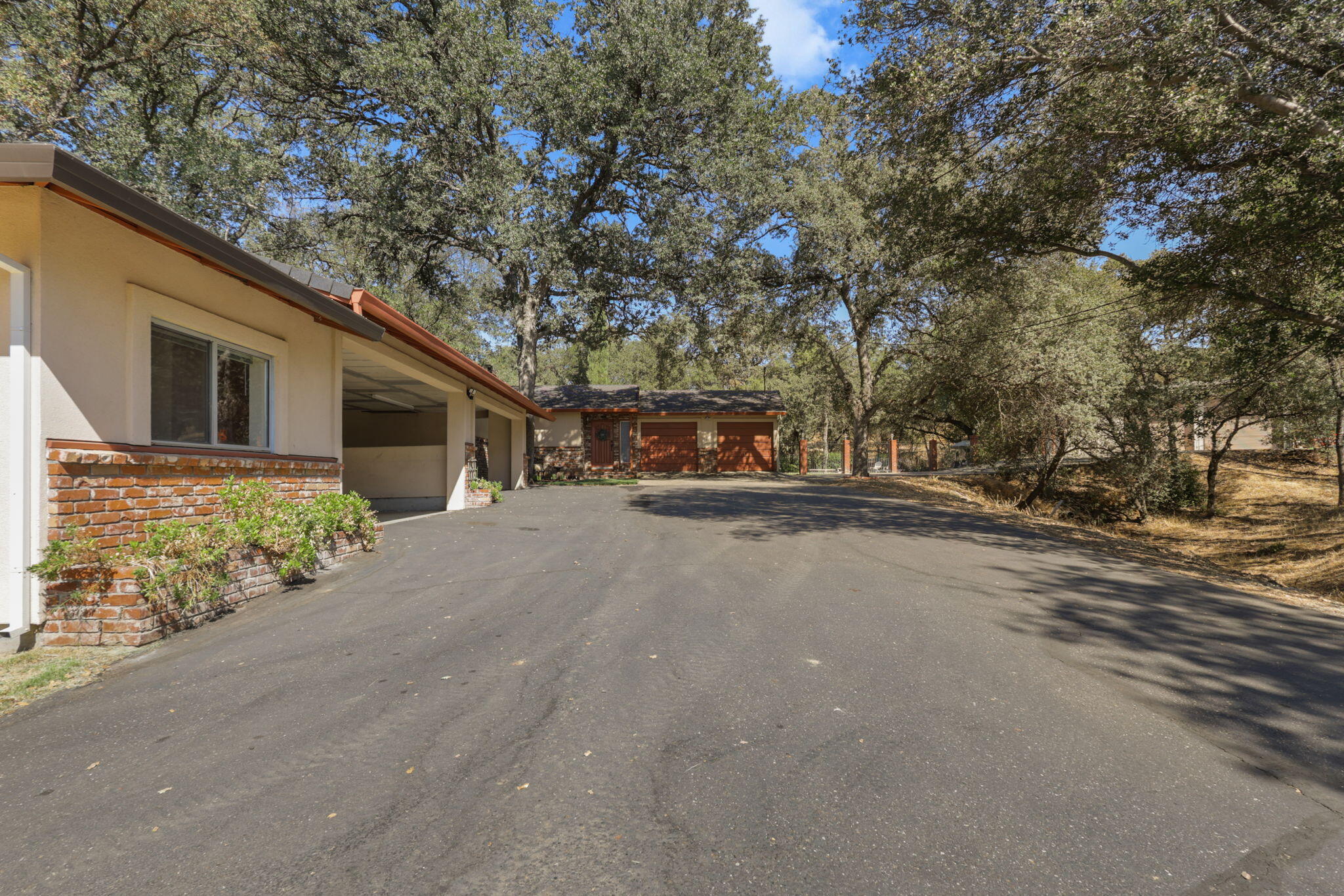 main property photo 111