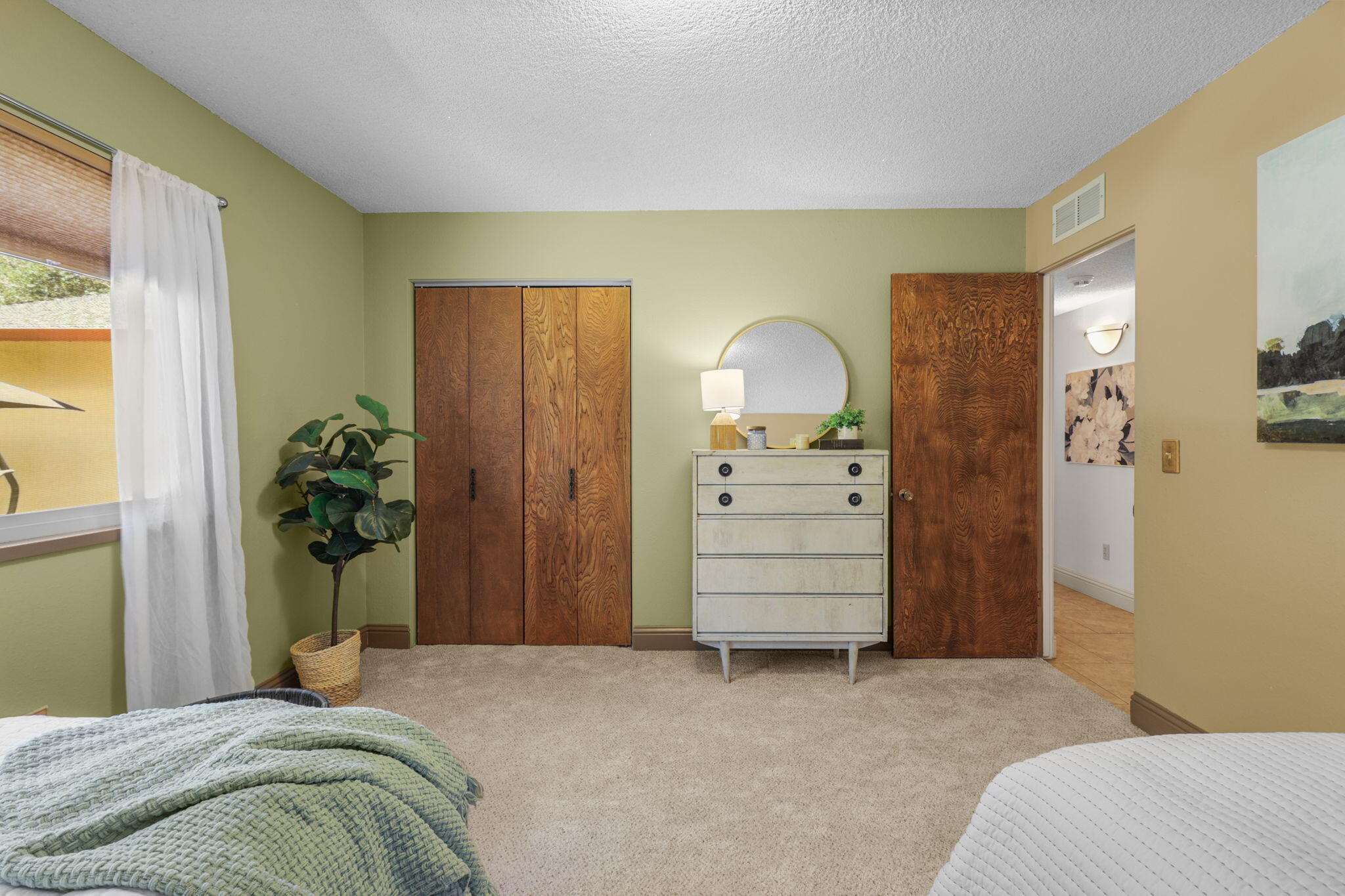 main property photo 76