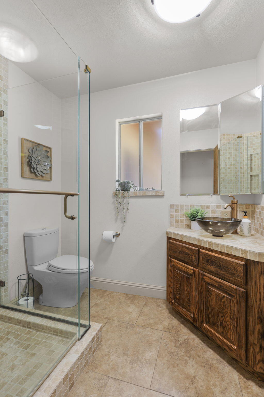 main property photo 79