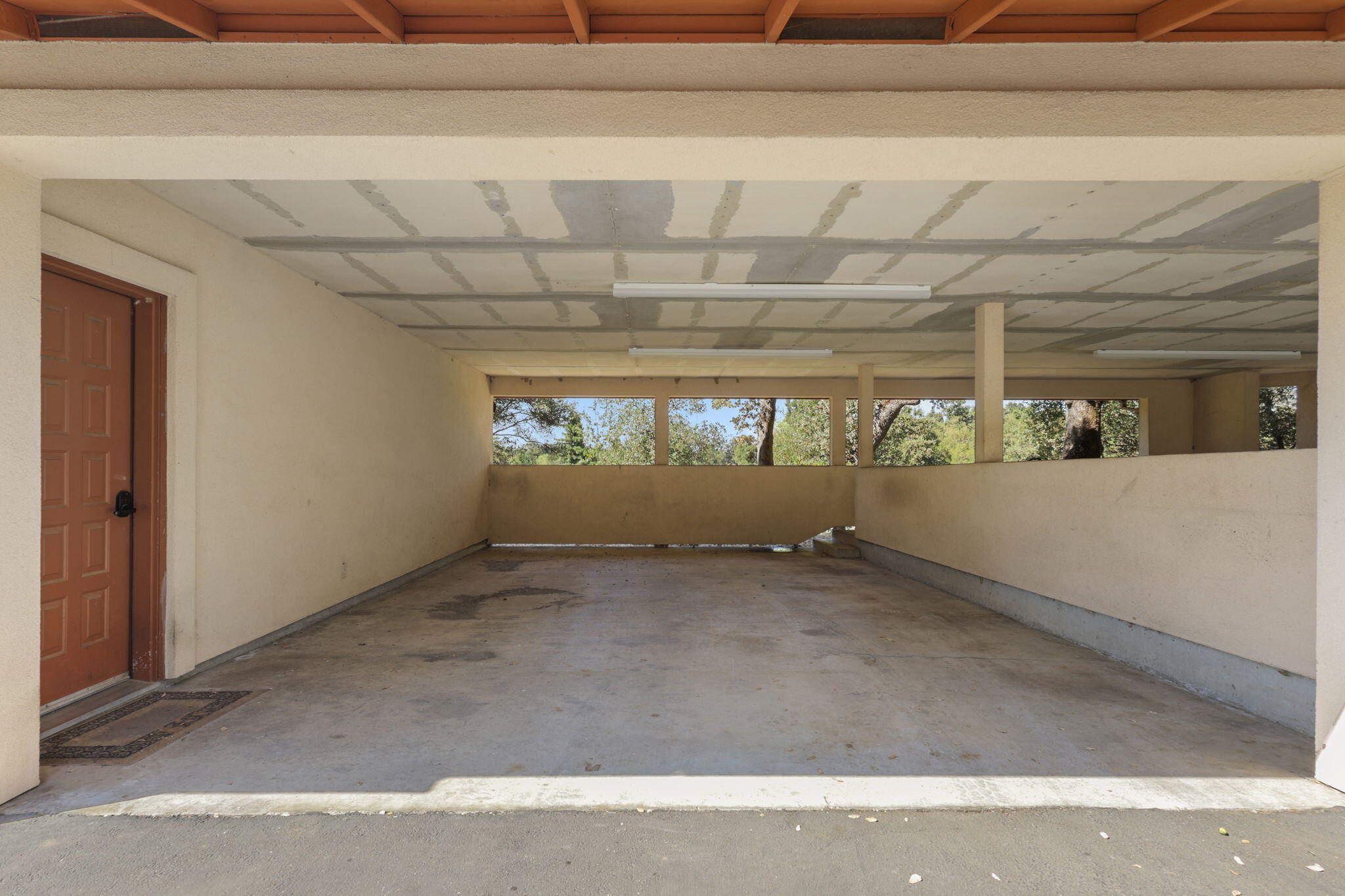 main property photo 86