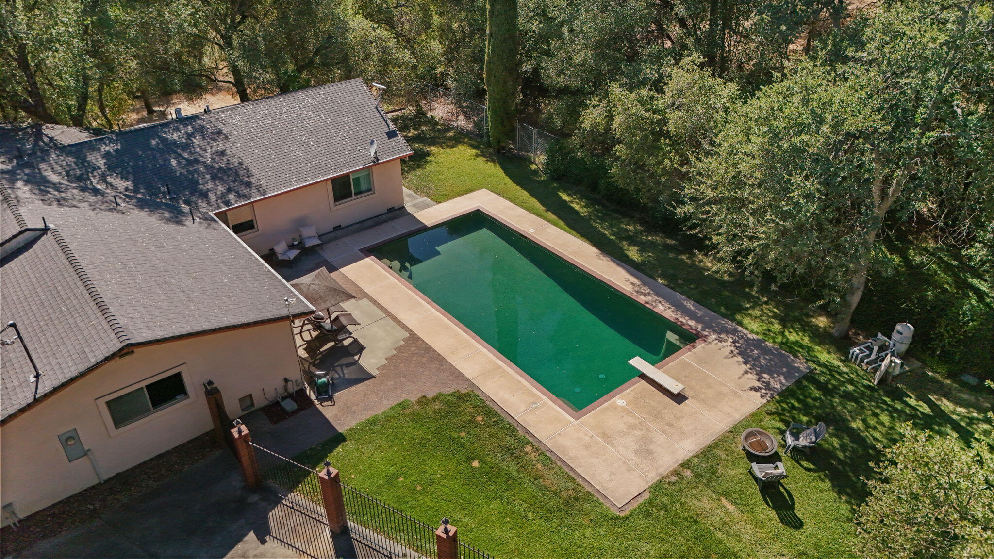 main property photo 94