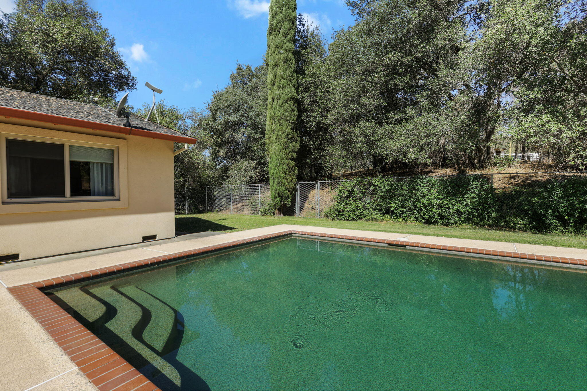 main property photo 95